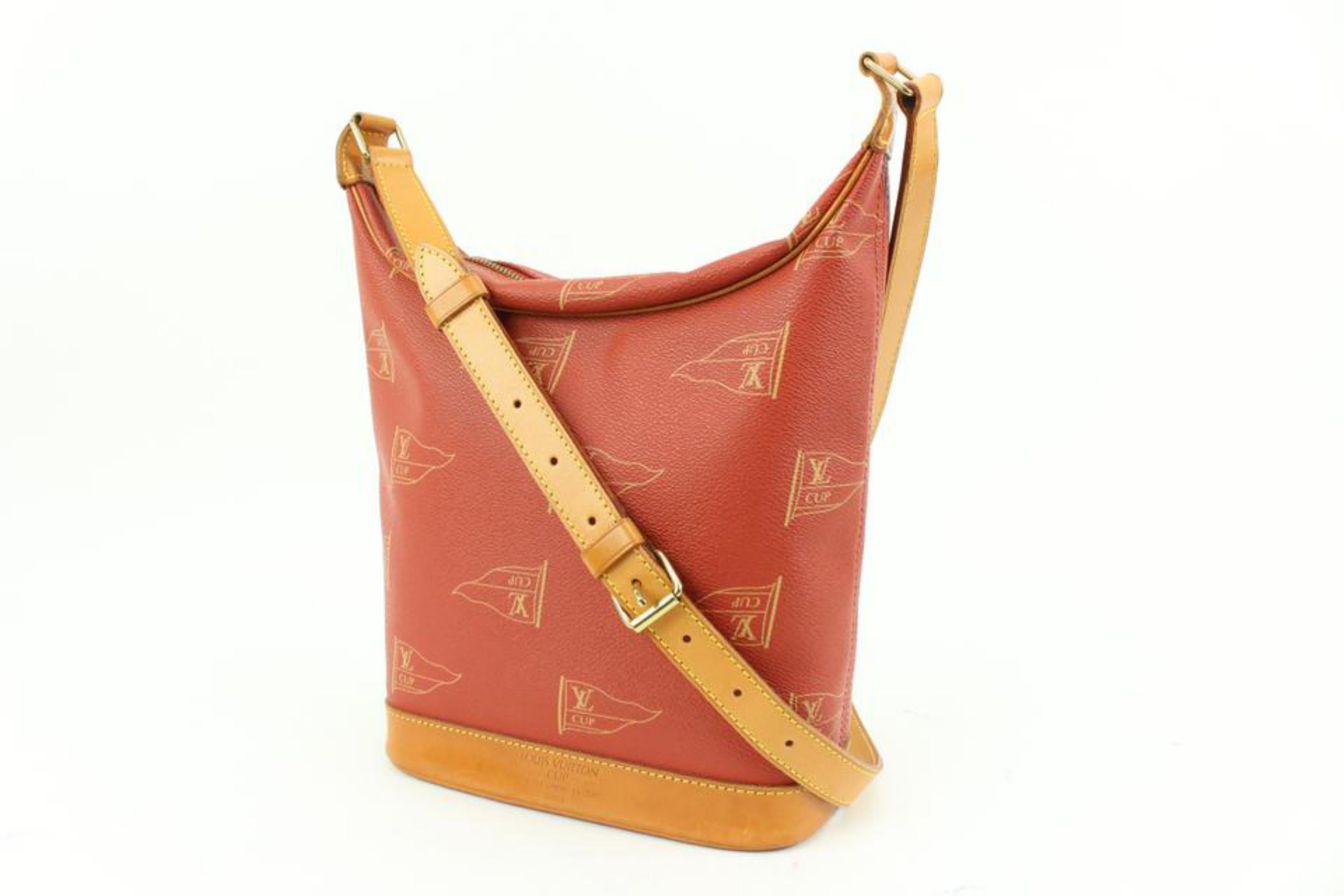 Louis Vuitton 1994 LV Cup Red Le Touquet Hobo Shoulder Bag 75lk39s
Date Code/Serial Number: MI1924
Made In: France
Measurements: Length:  11