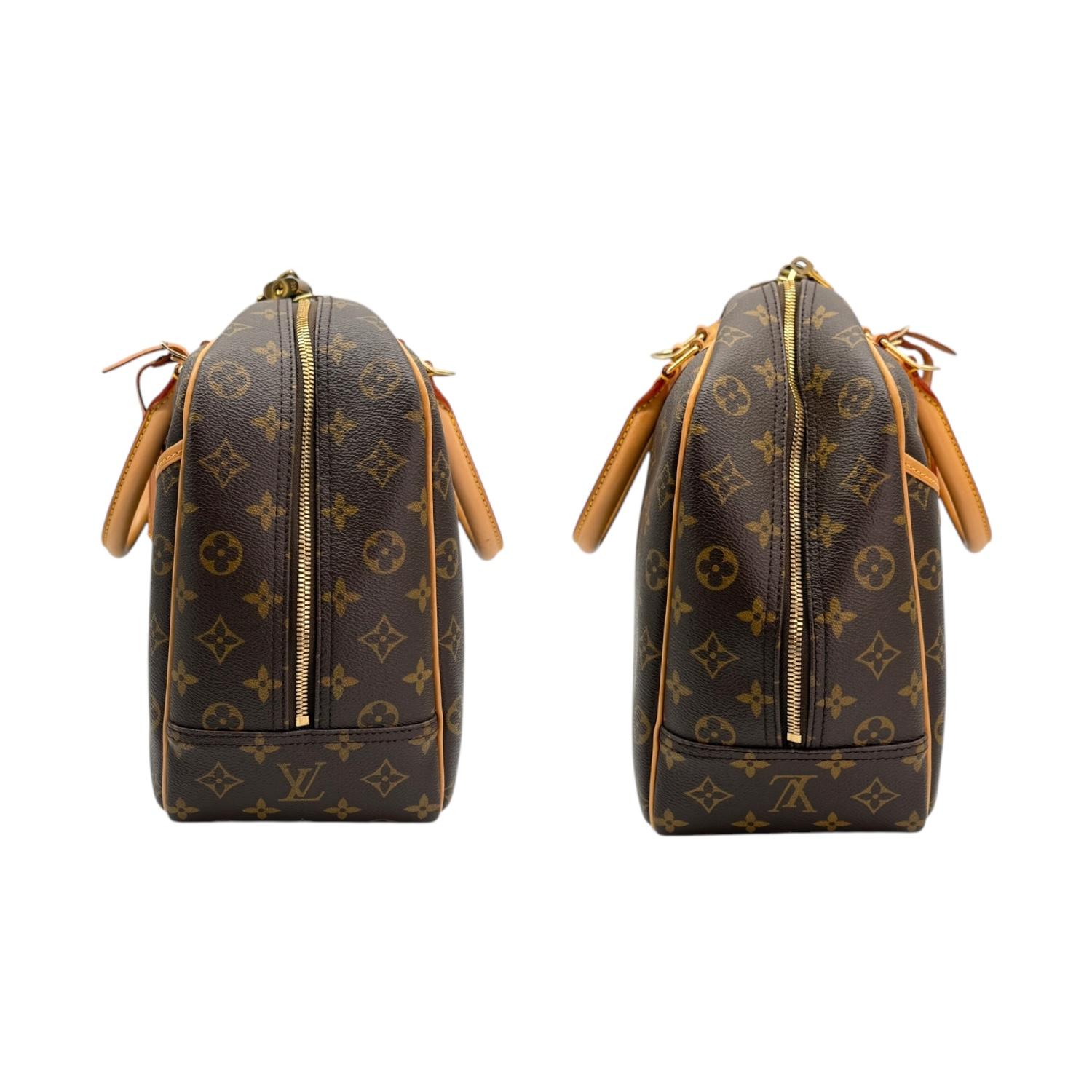 Louis Vuitton 1998 Monogram Canvas Deauville Bag In Excellent Condition In Scottsdale, AZ