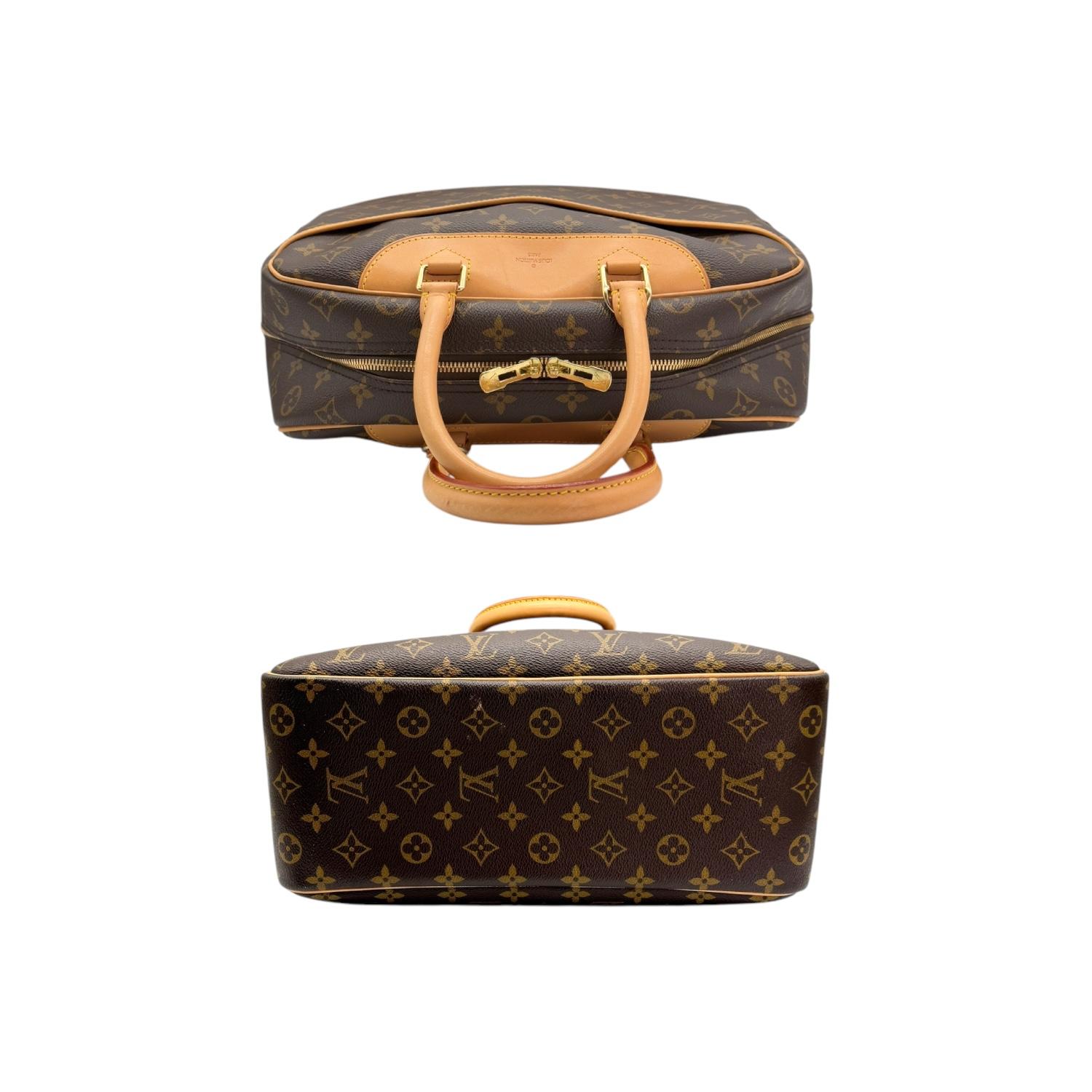 Women's or Men's Louis Vuitton 1998 Monogram Canvas Deauville Bag