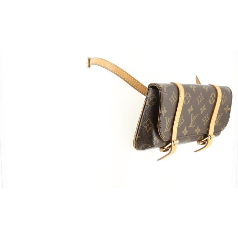 Louis Vuitton 2000's Musette Monogram canvas

Good condition, shows some signs of use on the leather and canvas, the leather lining i scratched on the flap level.
Monogram coated canvas, natural vachetta leather and gold tone metal