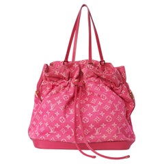 Louis Vuitton - Sac seau en denim rose avec monogramme, années 2000