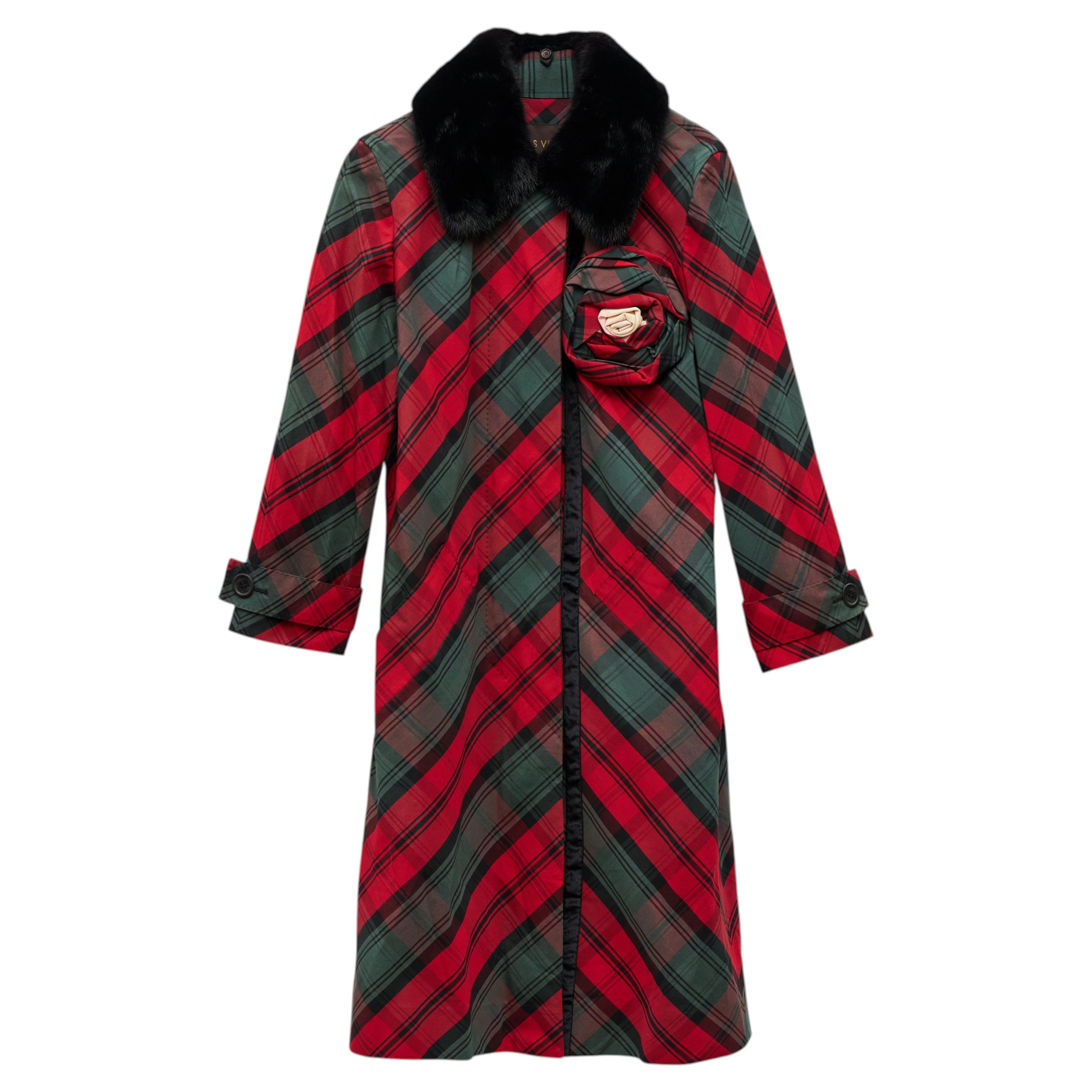 Pre-owned Louis Vuitton Runaway 2004 Women's Tartan Trench Coat With Mink Fur Collar In Black