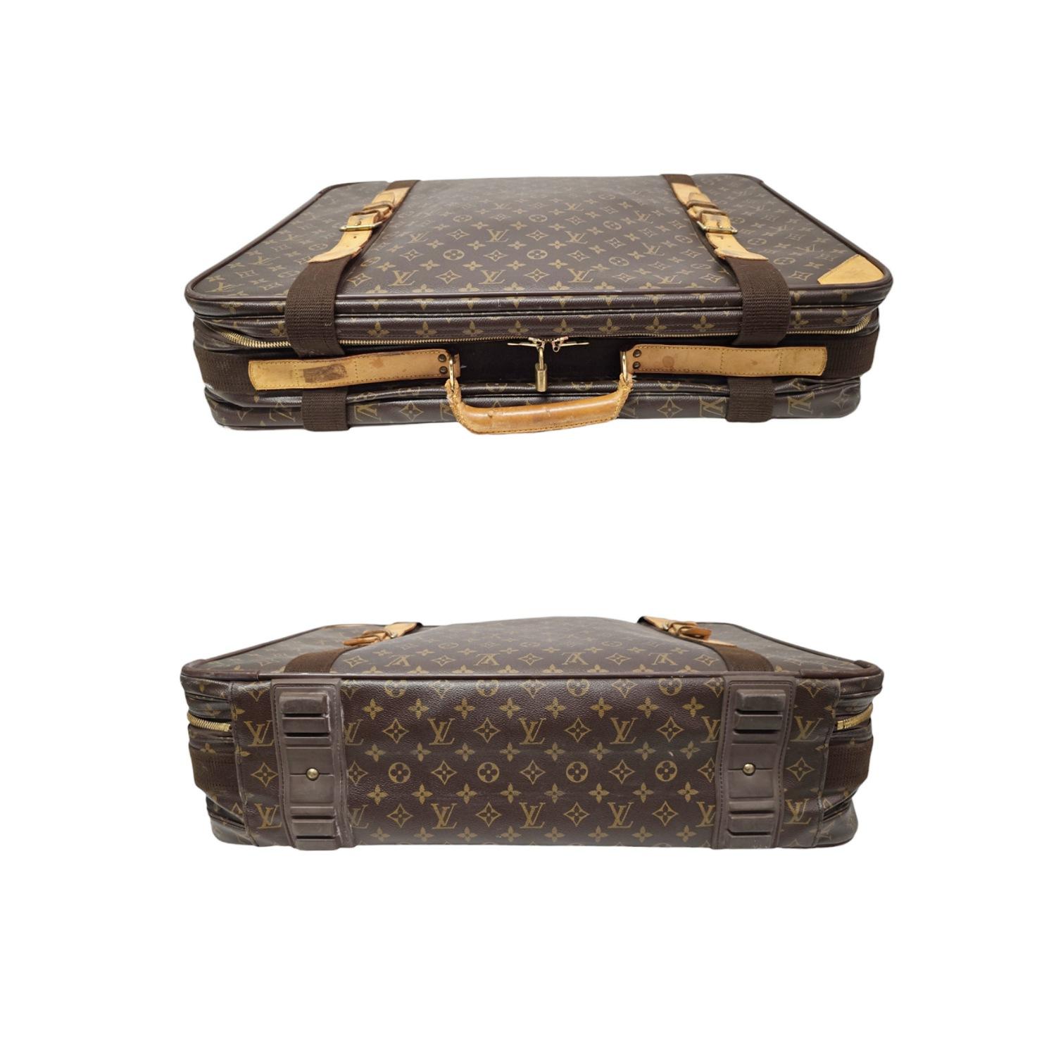 Women's or Men's Louis Vuitton 2006 Monogram Satellite 70 Suitcase For Sale