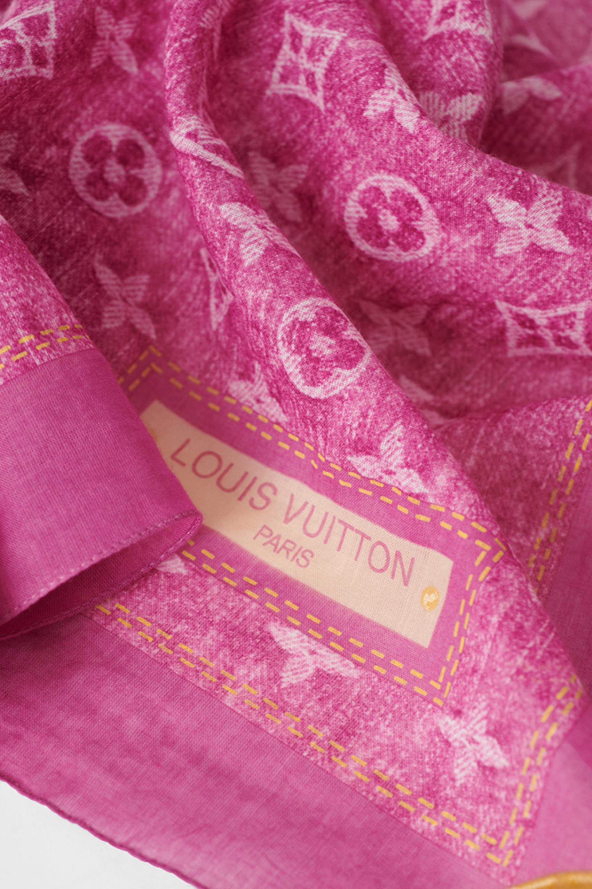 Louis Vuitton 2006 Pink Denim Monogram Speedy Bag & Scarf For Sale 4