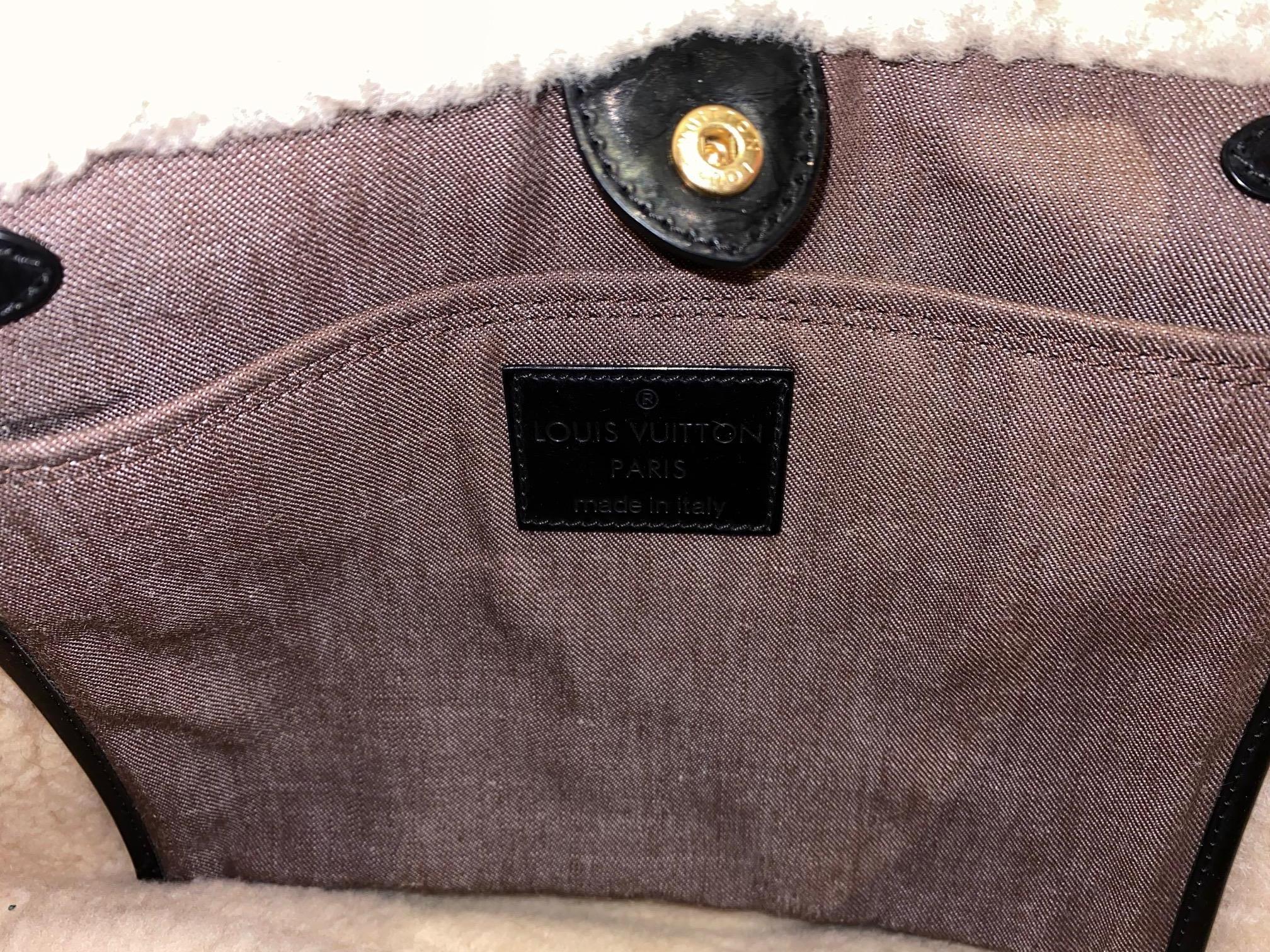 Louis Vuitton 2007 Limited Edition Shearling Storm Bag For Sale 5