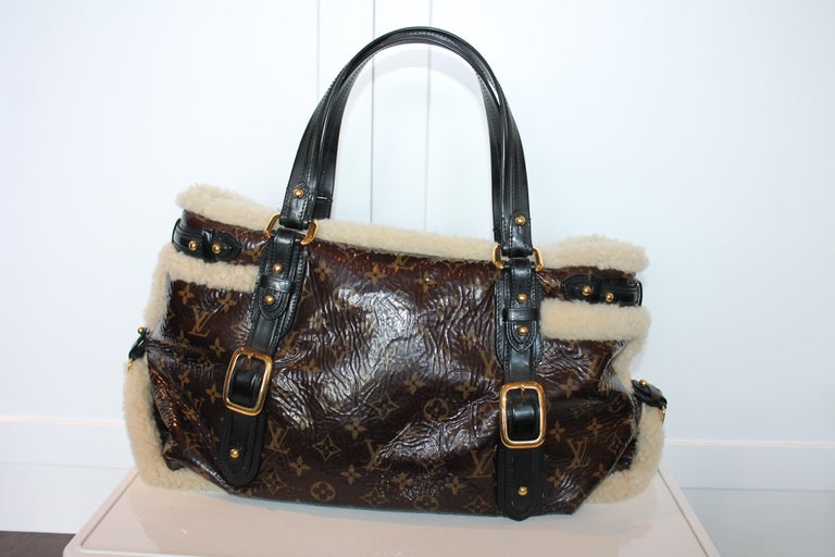Louis Vuitton 2007 Limited Edition Shearling Storm Bag For Sale at 1stdibs