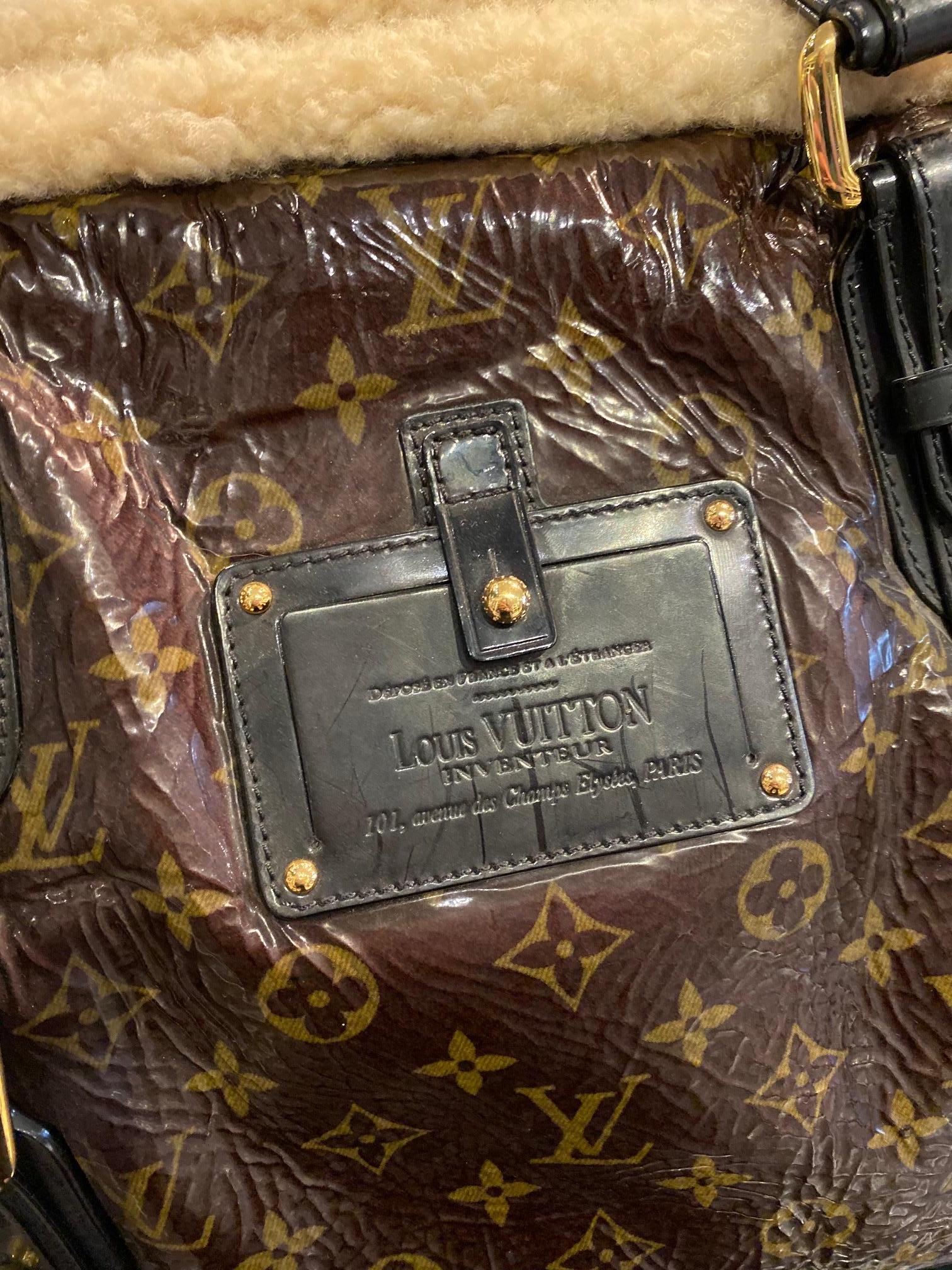 Women's or Men's Louis Vuitton 2007 Limited Edition Shearling Storm Bag For Sale