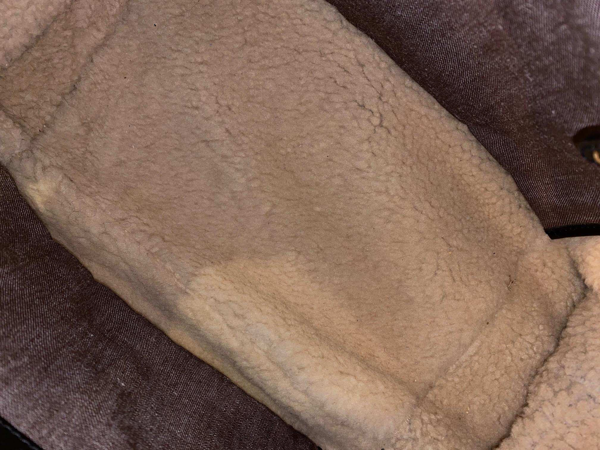 Louis Vuitton 2007 Limited Edition Shearling Storm Bag For Sale 1