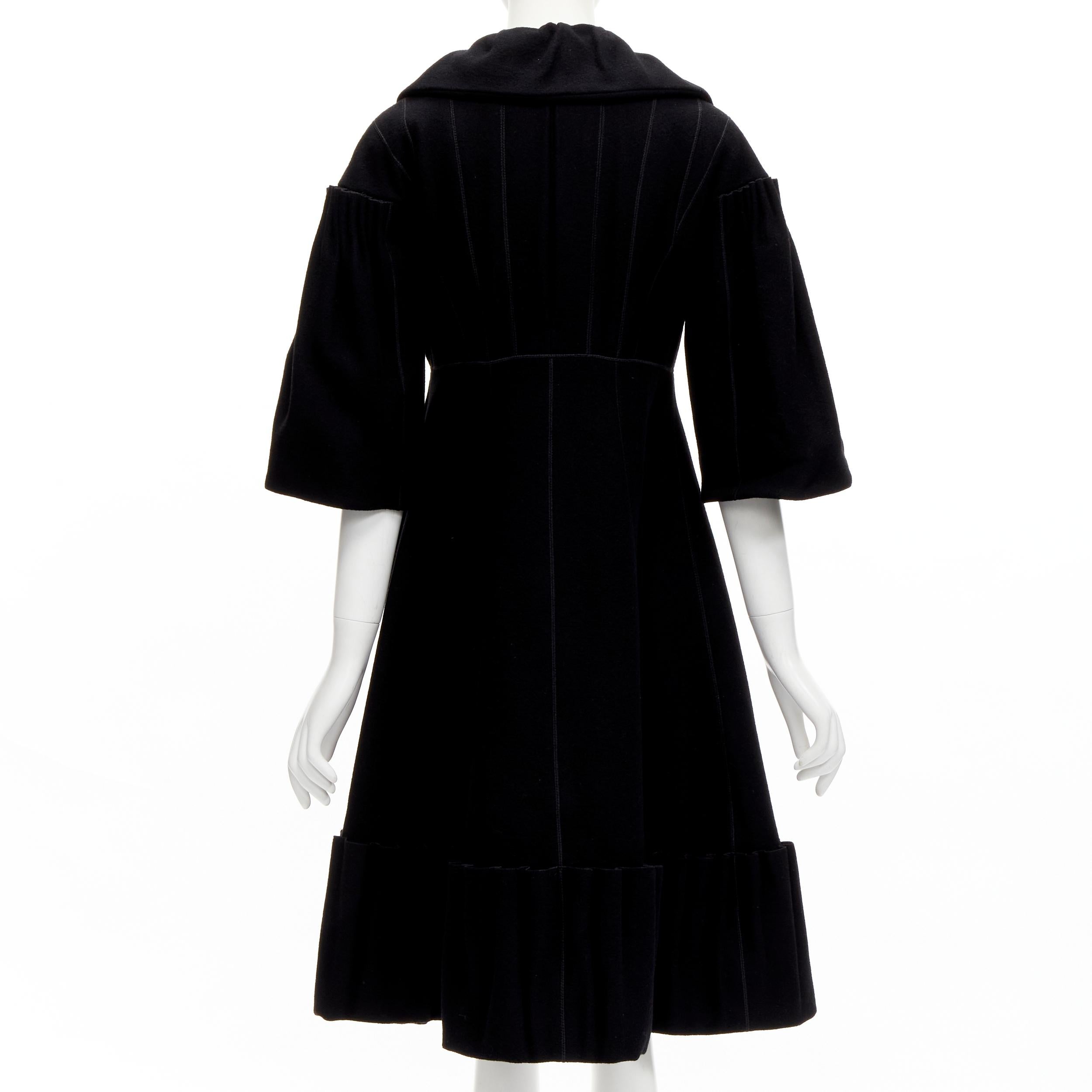 LOUIS VUITTON 2007 Runway black wool pleated Victorian coat dress FR34 XS For Sale 2