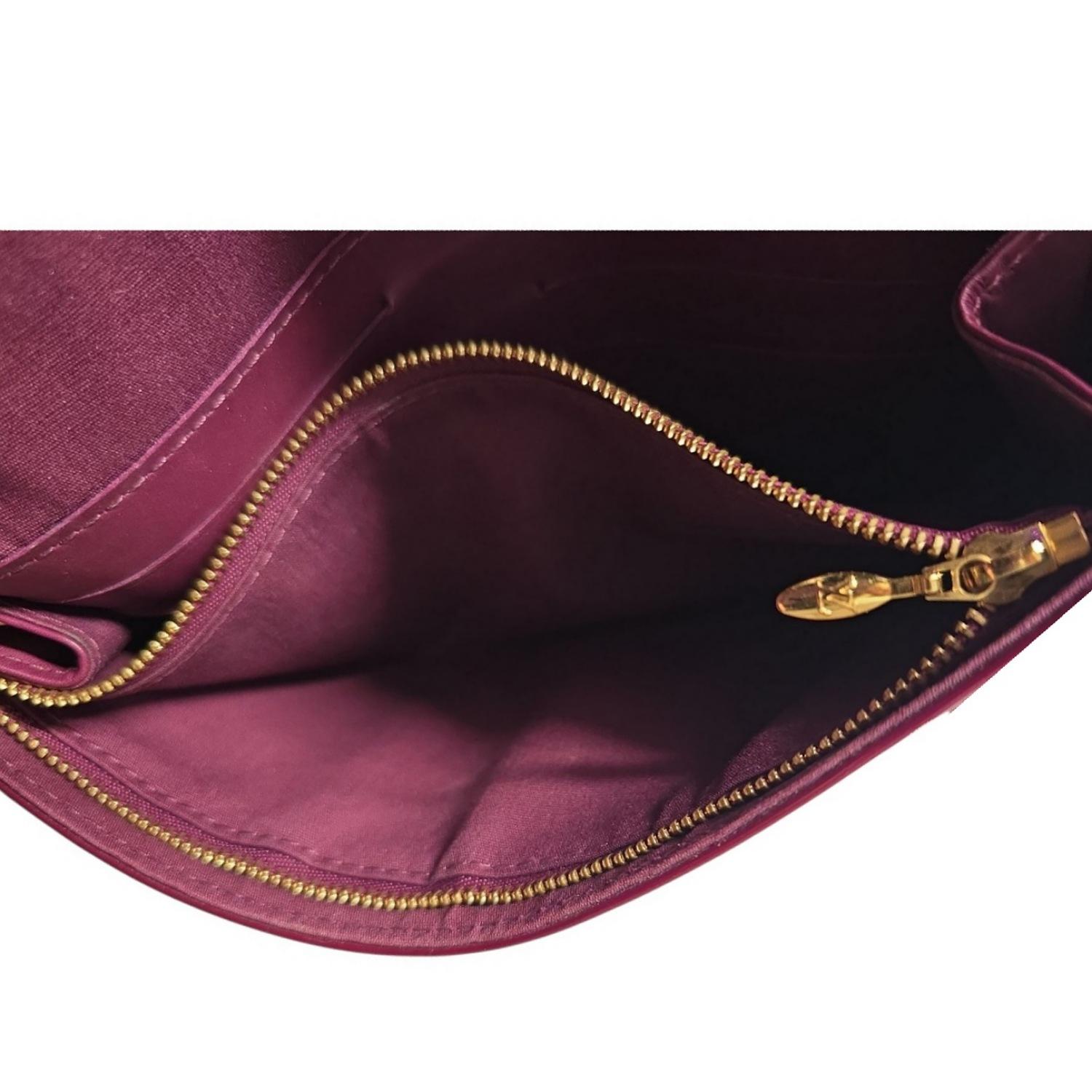 Louis Vuitton 2007 Vernis Sunset Boulevard Clutch Pochette For Sale 4