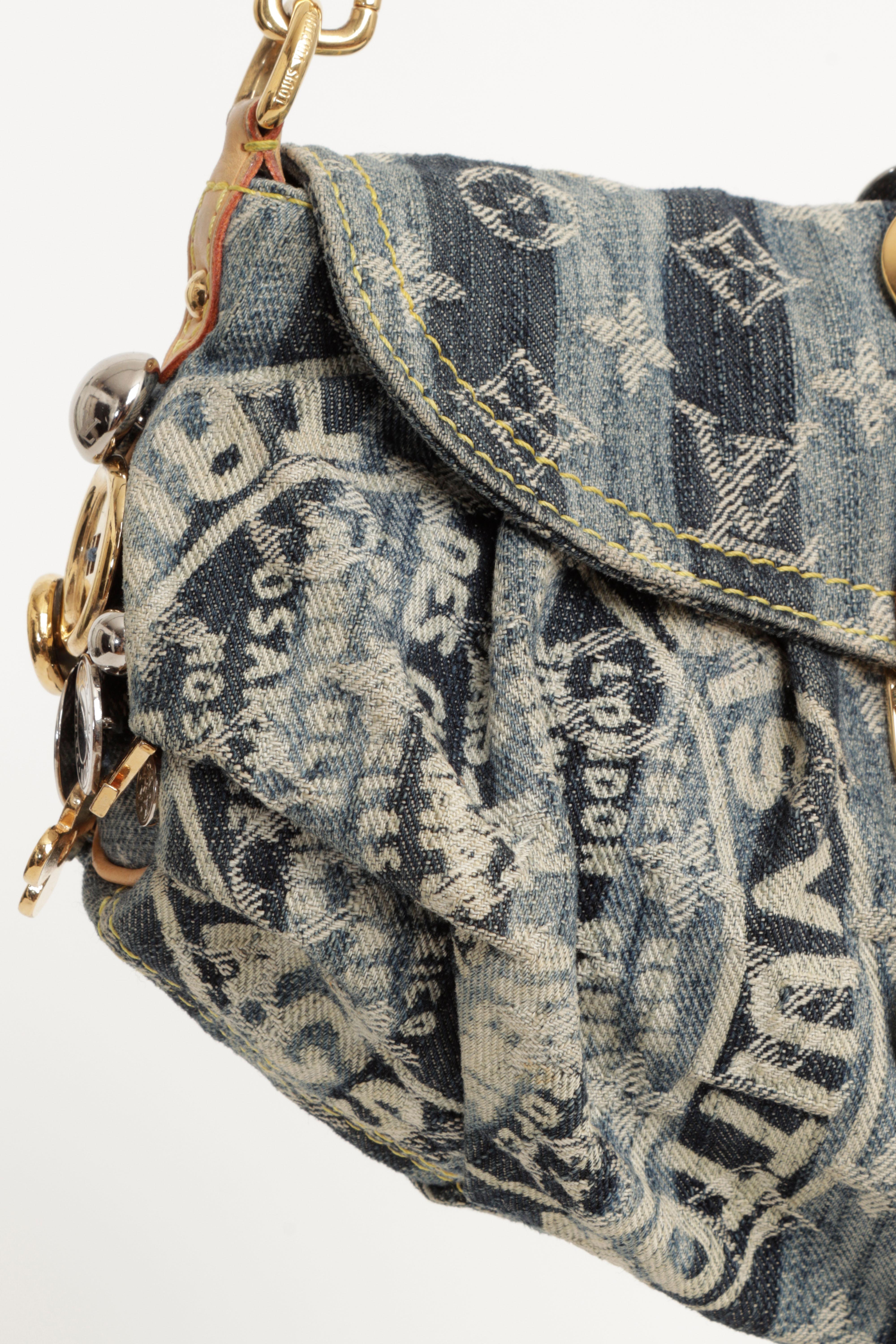 Louis Vuitton 2008 Limited Edition Judy Blame Mini Pleaty Raye Bag in Blue Denim For Sale 6