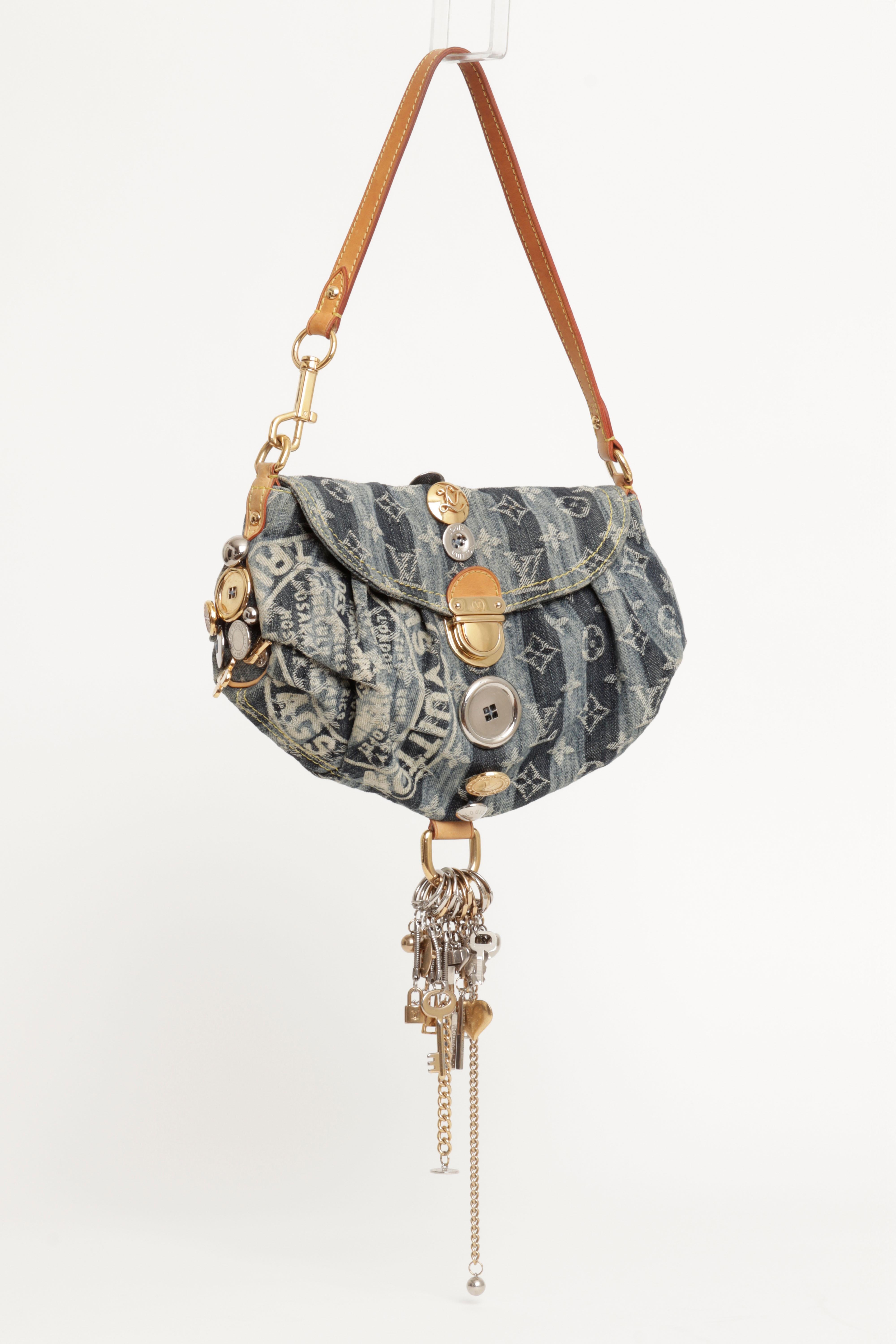 Louis Vuitton striped denim monogram Pleaty bag limited edition by Judy Blame. Removable vachetta leather shoulder strap with brass clasps, denim body with Louis Vuitton logo monogram and flap closure with embellishments by Judy Blame. Yellow