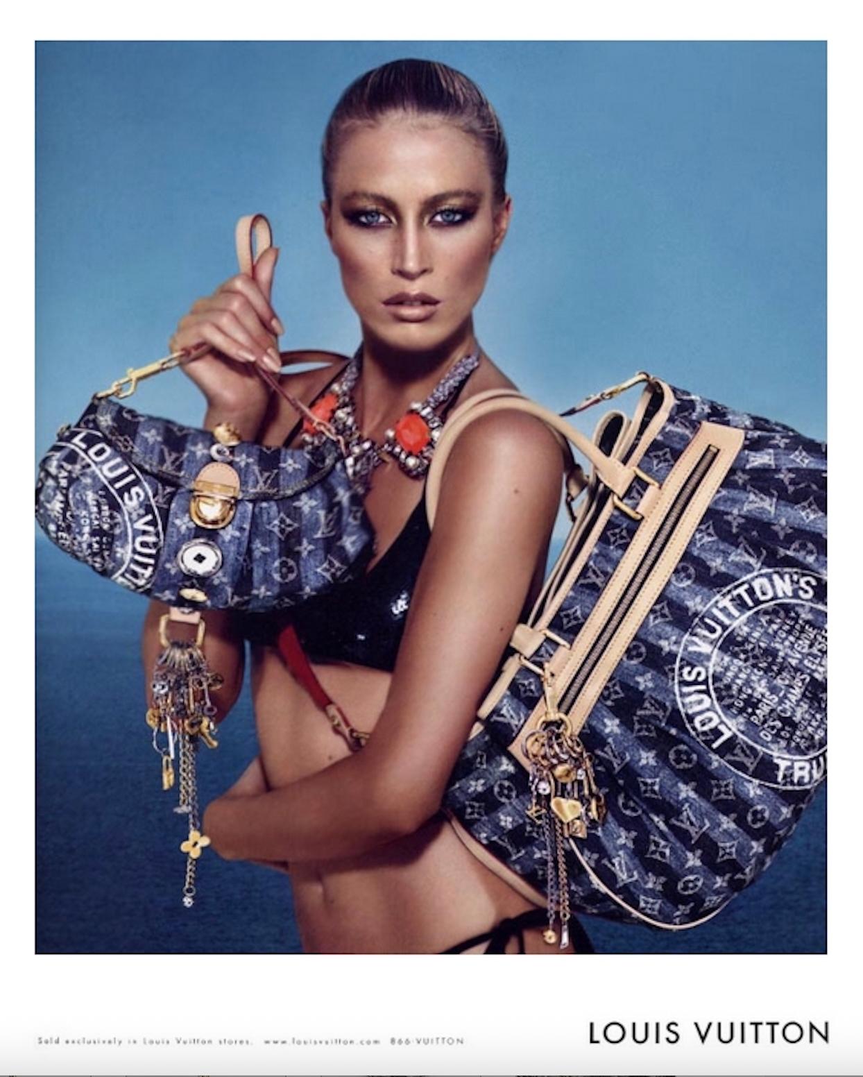 Louis Vuitton 2008 Limited Edition Judy Blame Mini Pleaty Raye Bag in Blue Denim In Good Condition For Sale In London, GB