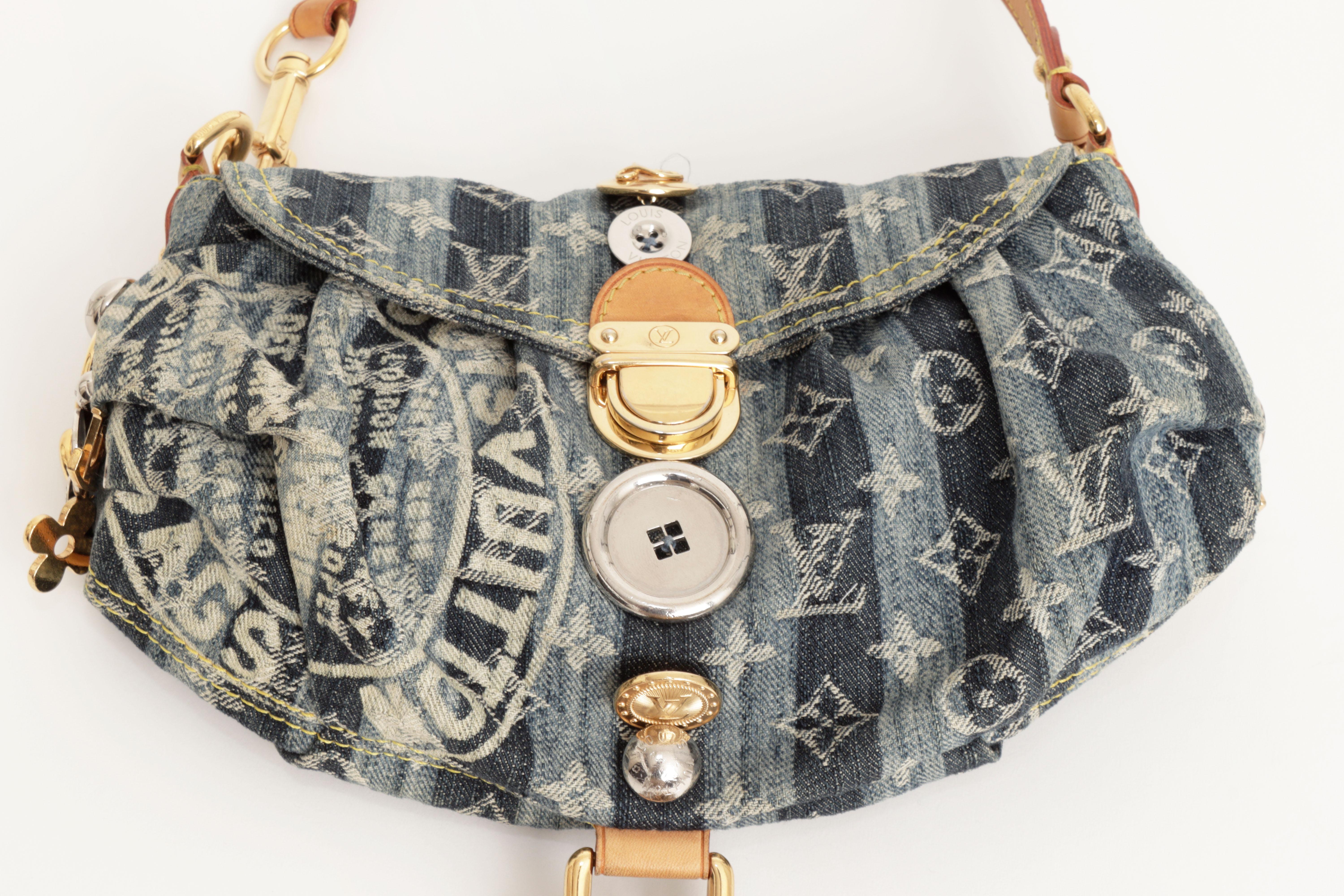 Women's Louis Vuitton 2008 Limited Edition Judy Blame Mini Pleaty Raye Bag in Blue Denim For Sale
