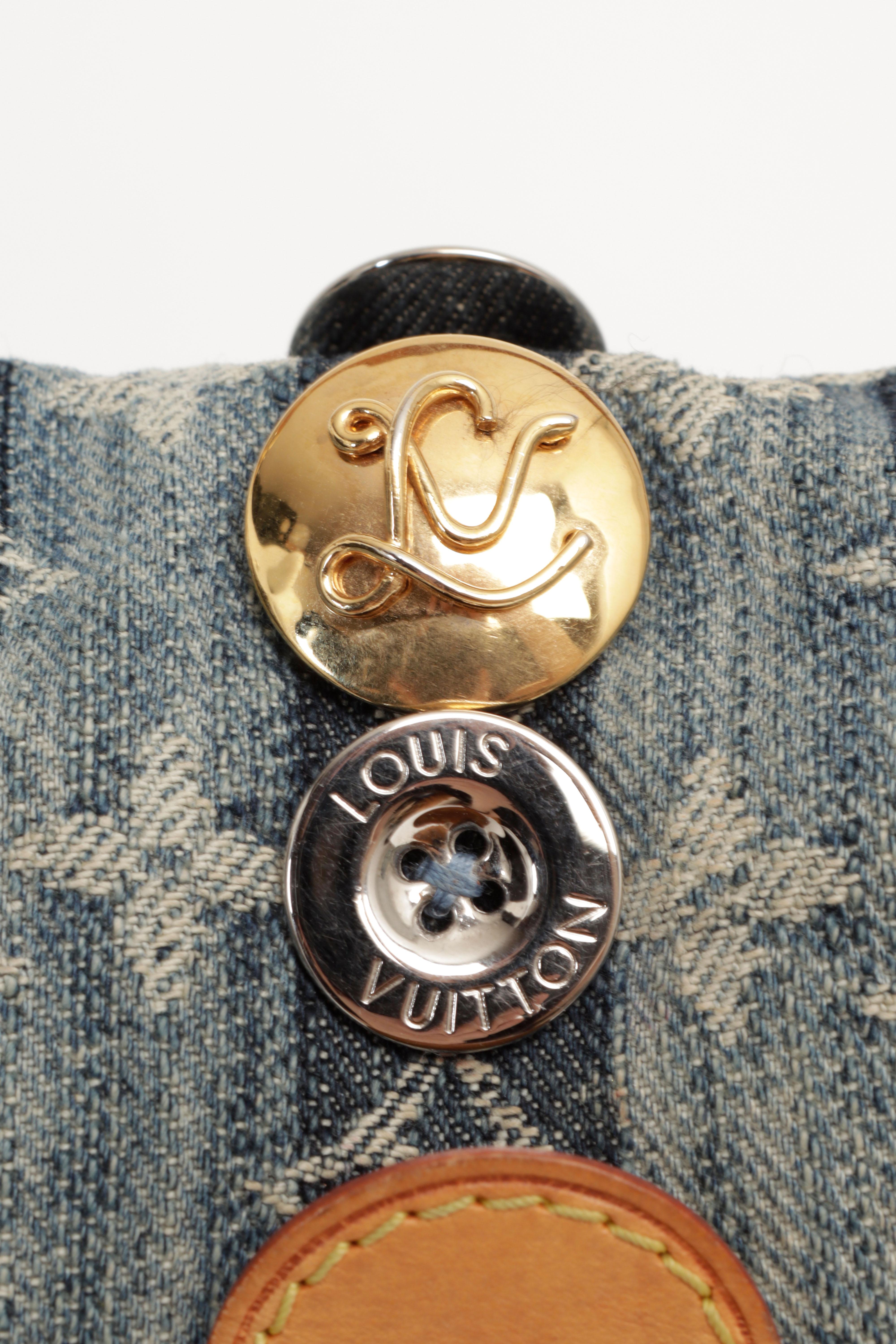 Louis Vuitton 2008 Limited Edition Judy Blame Mini Pleaty Raye Bag in Blue Denim For Sale 2