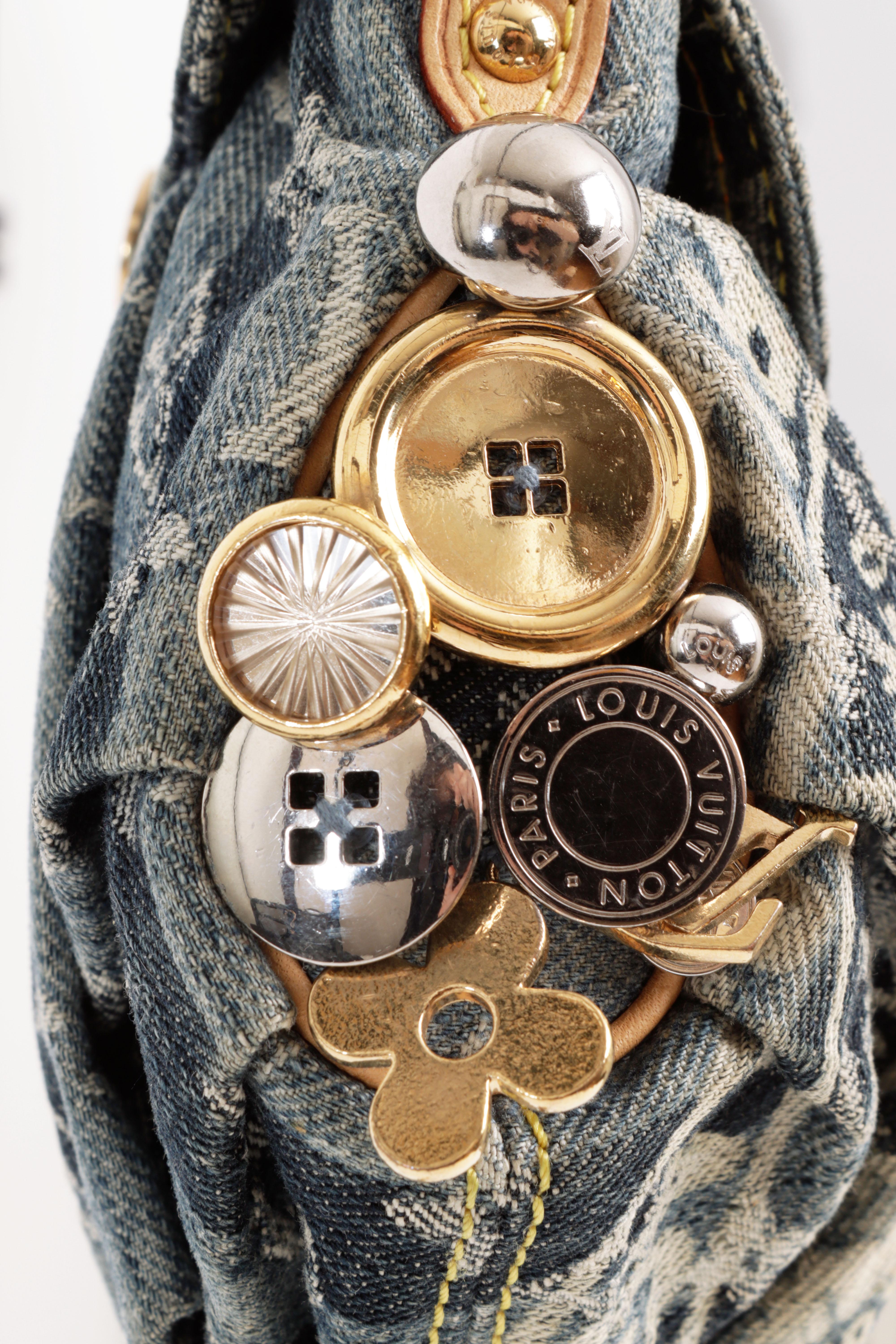 Louis Vuitton 2008 Limited Edition Judy Blame Mini Pleaty Raye Bag in Blue Denim For Sale 4