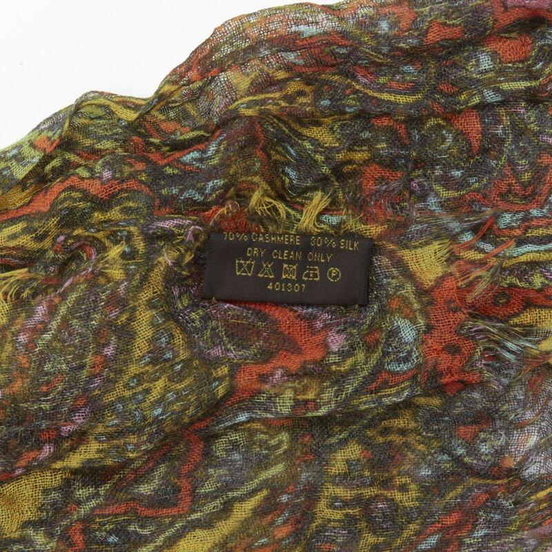 LOUIS VUITTON 2009 écharpe paisley jaune 70% cachemire 30% soie en vente 1