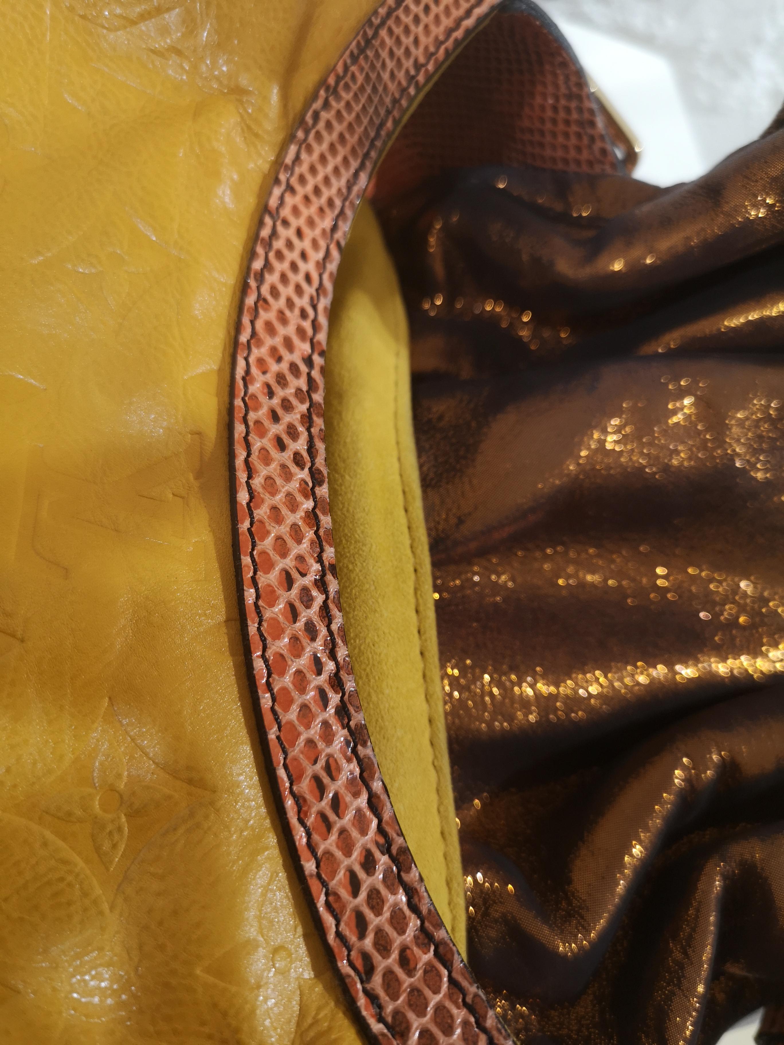 Louis Vuitton 2009 Limited Edition Kalahari shoulder bag In Excellent Condition In Capri, IT