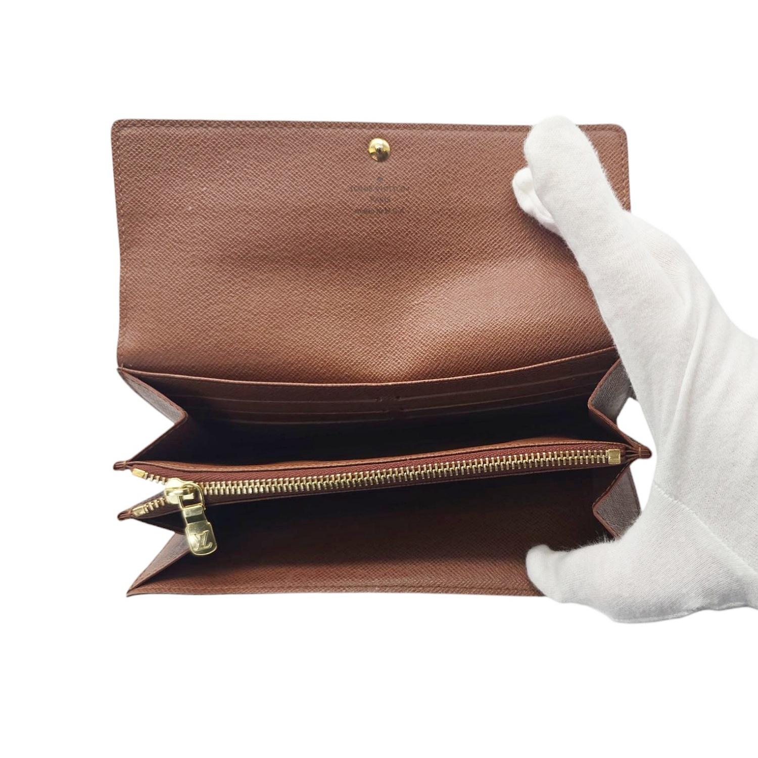Portafoglio Monogram Porte-Monnaie Louis Vuitton 2010 in vendita 1