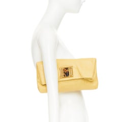 LOUIS VUITTON 2011 gelbe Monogram Cuir Pochette Altair – Clutch aus gestepptem Leder
