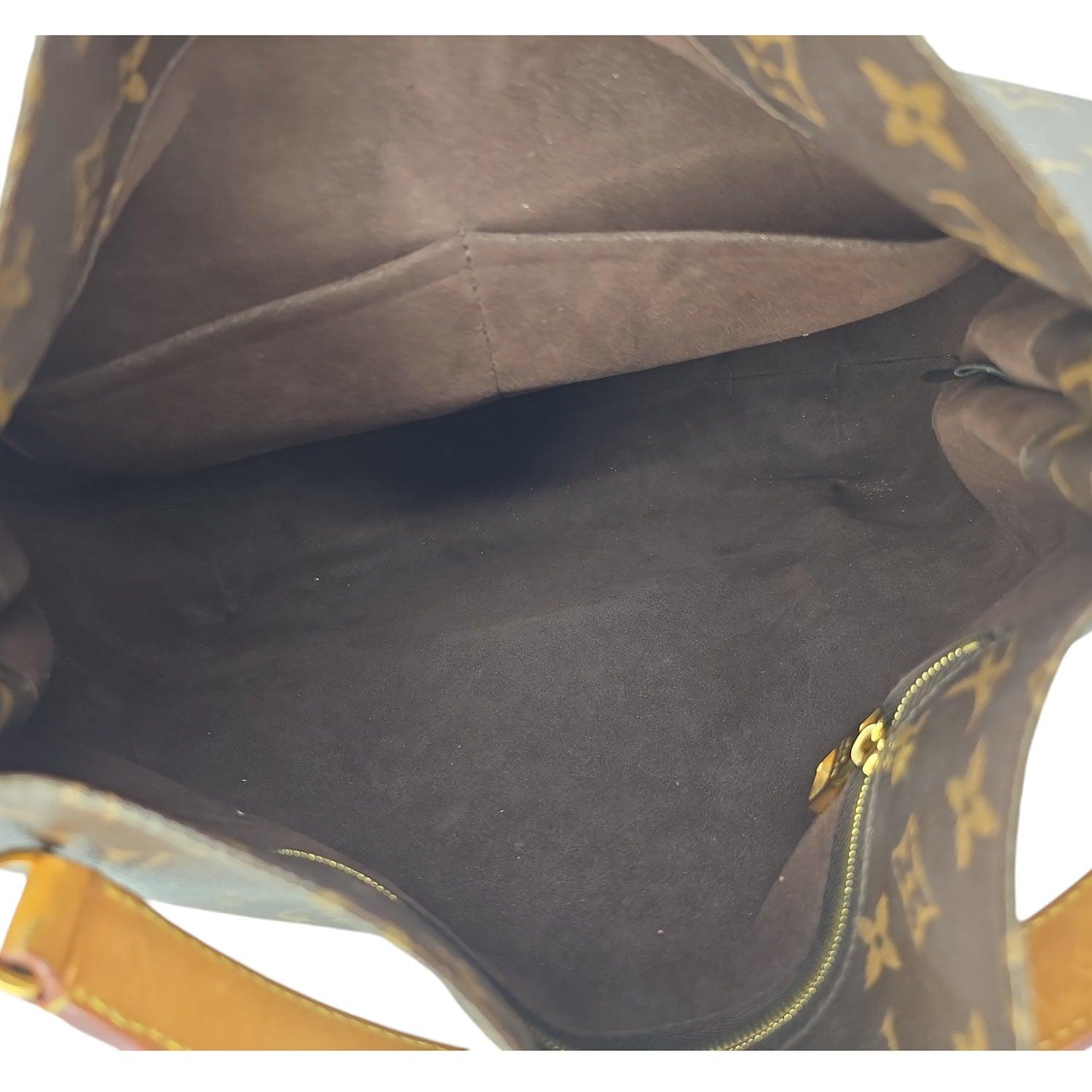 Louis Vuitton 2014 Monogram Canvas Metis Hobo Bag For Sale 2