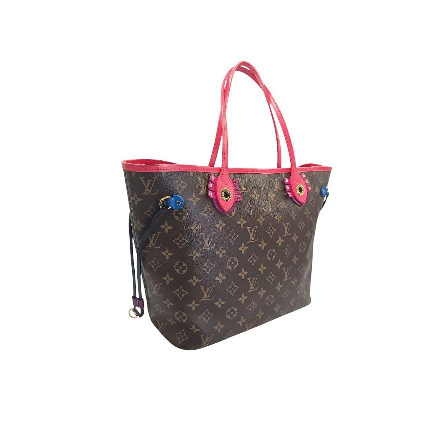 Black Louis Vuitton 2015 Monogram Totem Neo Neverfull MM Flamingo Tote & Pochette For Sale