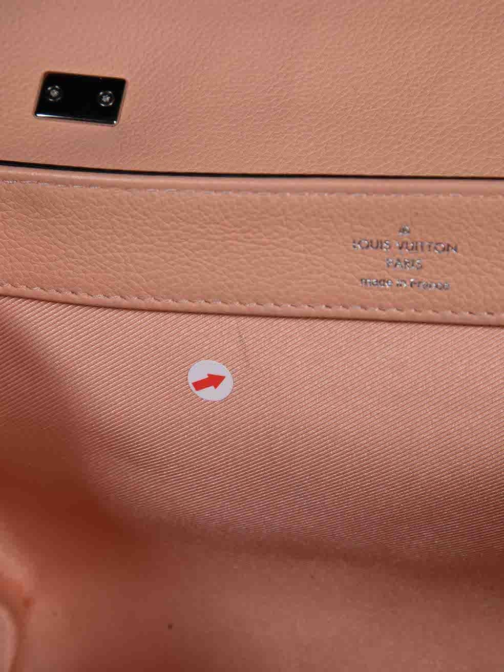 Louis Vuitton 2015 Rosa Leder Colourblock Lockme II BB Umhängetasche aus Leder im Angebot 4