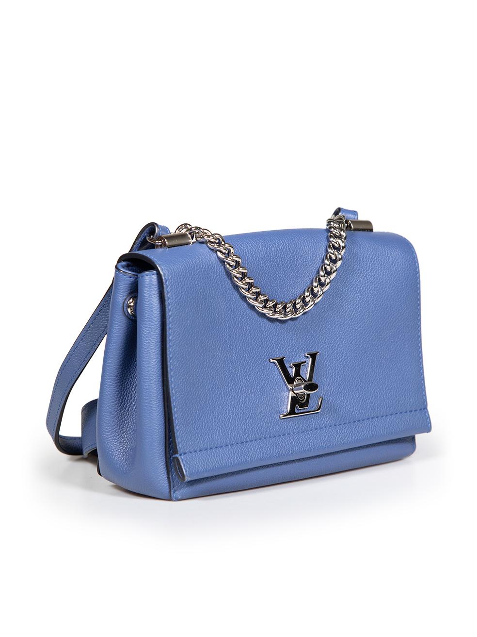 CONDITION is Very good. Minimal wear to the bag is evident. Light marks to the lining. Small scratches and tarnishing to the hardware on this used Louis Vuitton designer resale item. This item comes with an original dust bag and box.
 
 
 
 Details
