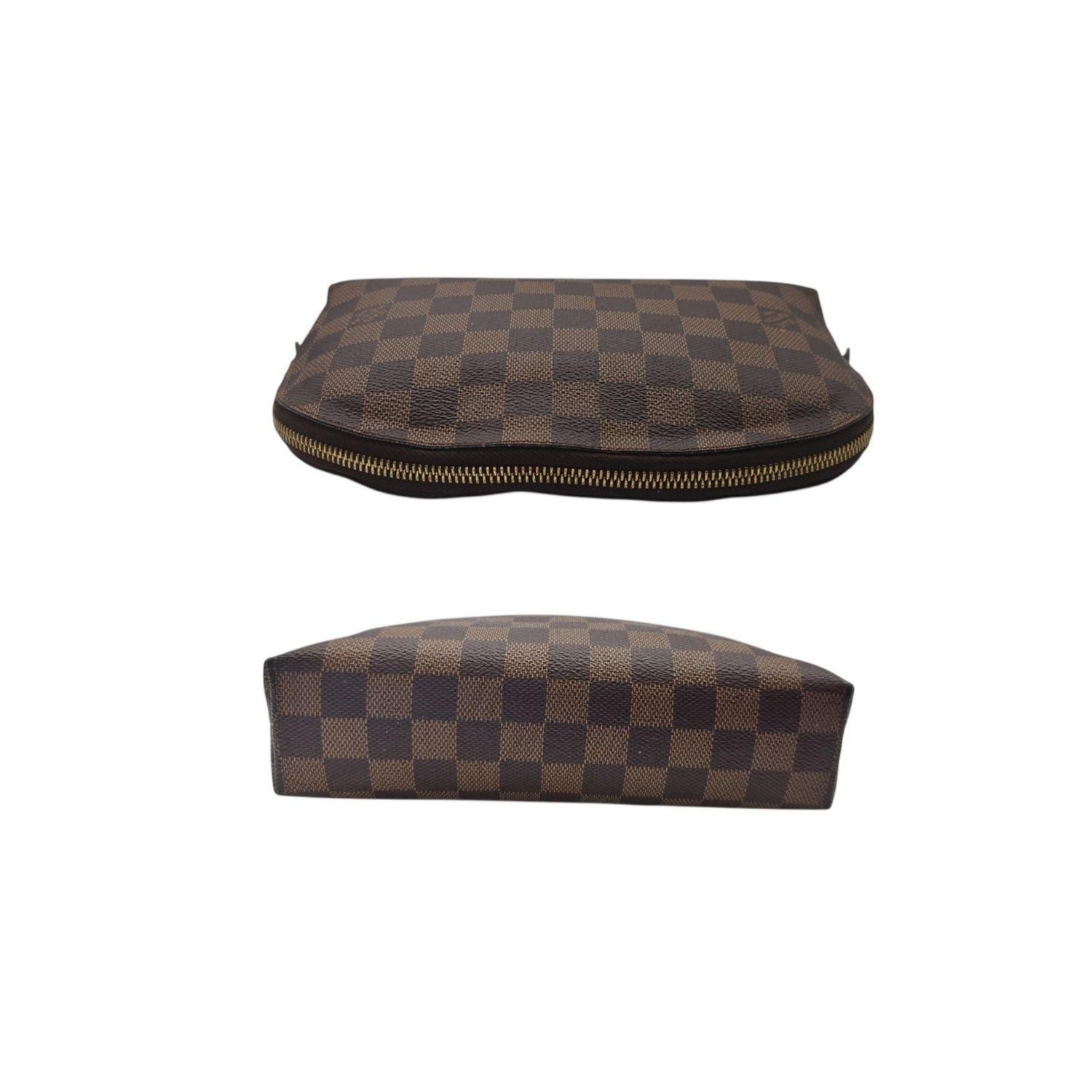 Louis Vuitton 2016 Damier Ebene Cosmetic Pouch In condizioni buone in vendita a Scottsdale, AZ