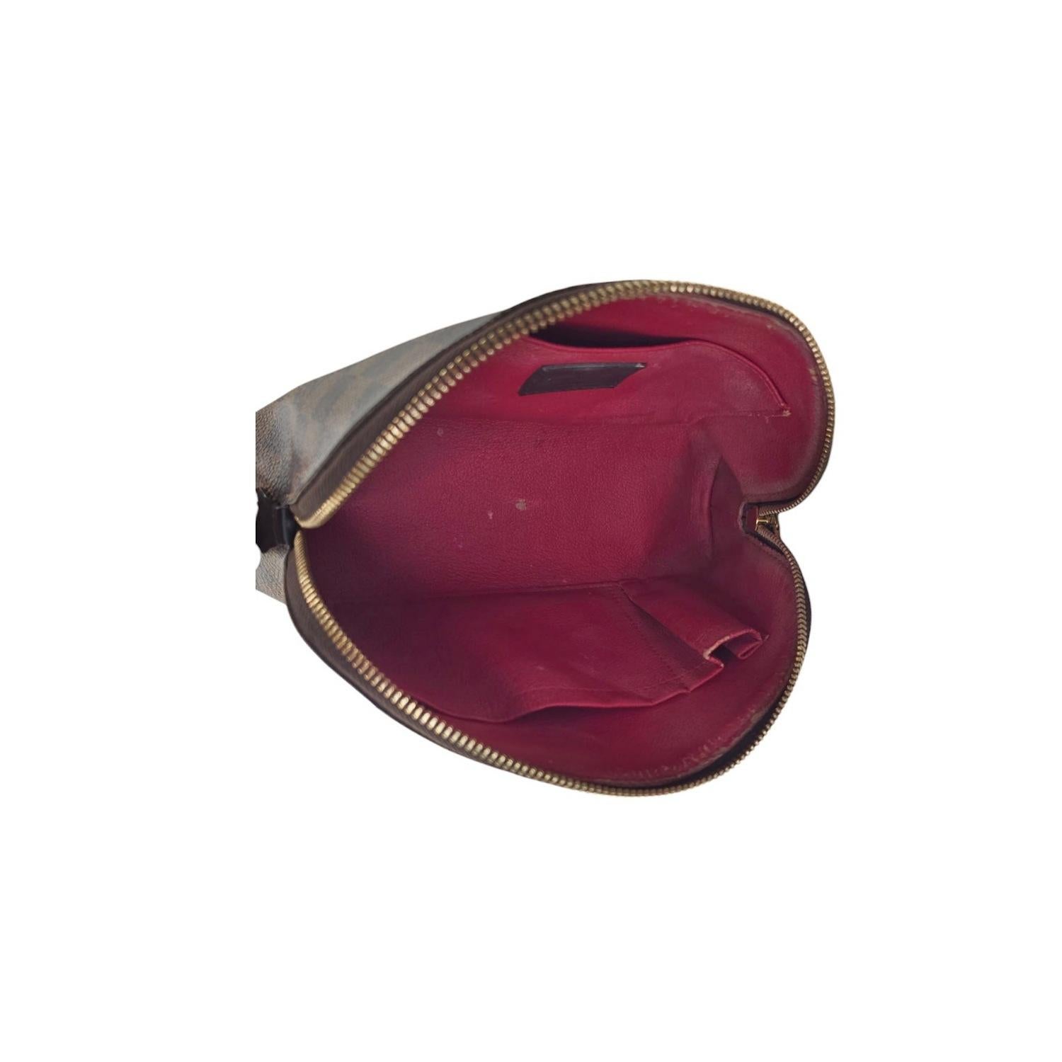 Donna Louis Vuitton 2016 Damier Ebene Cosmetic Pouch in vendita