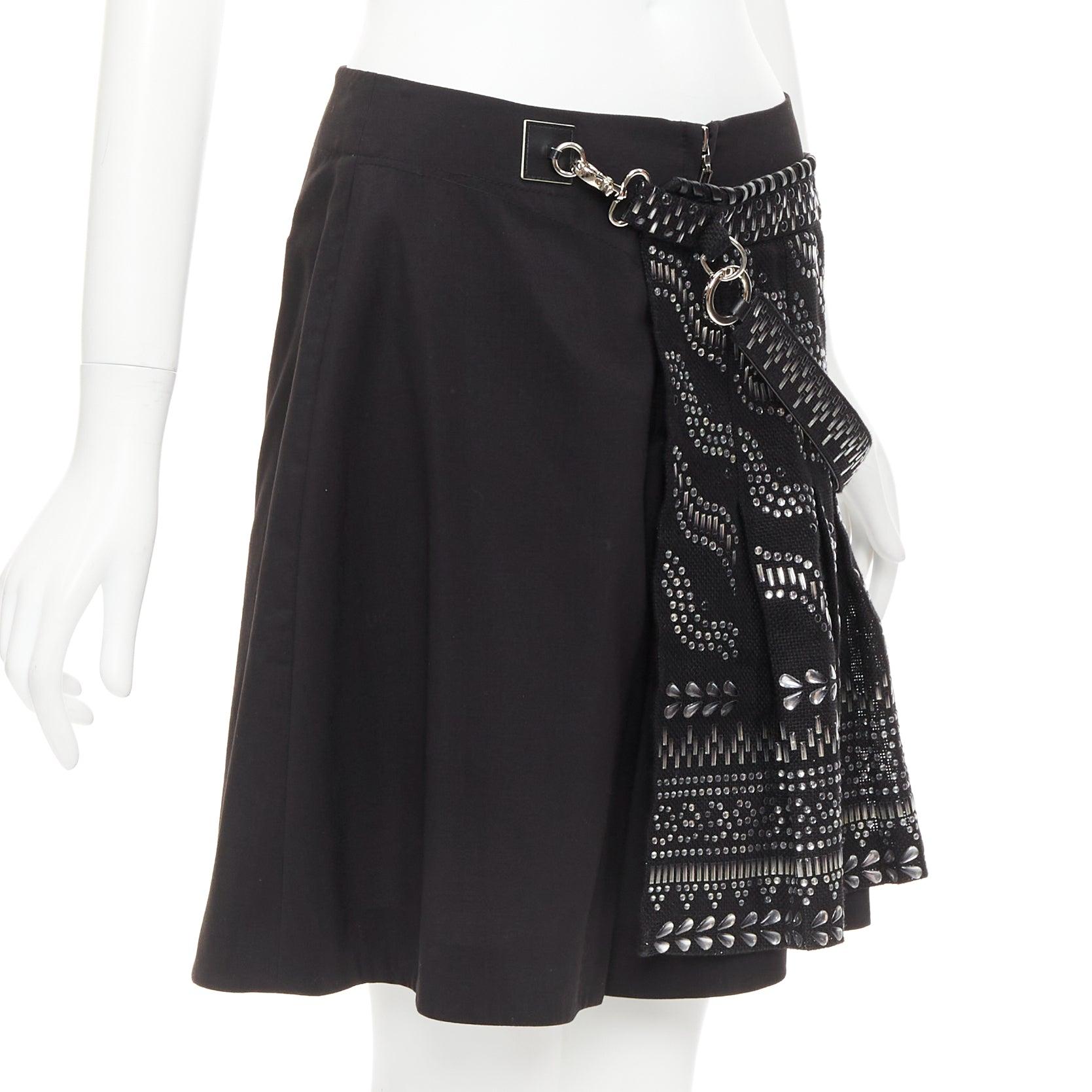 Black LOUIS VUITTON 2016 Runway black wool linen stud kilt shorts FR36 S For Sale