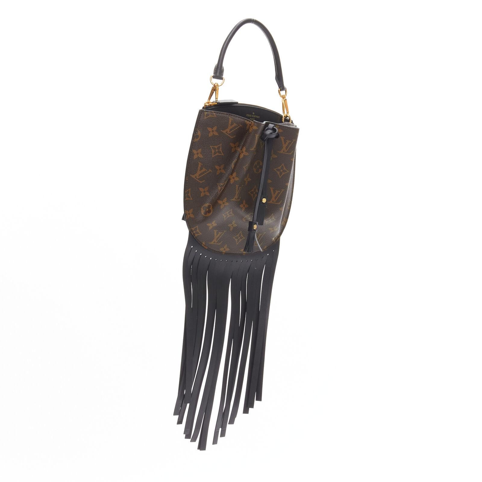 LOUIS VUITTON 2017 Fringed Noe brown LV canvas drawstring crossbody bag In Good Condition In Hong Kong, NT