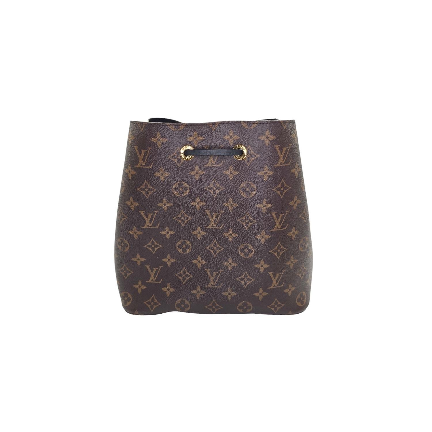 Women's or Men's Louis Vuitton 2017 Monogram Canvas NeoNoe MM Bucket