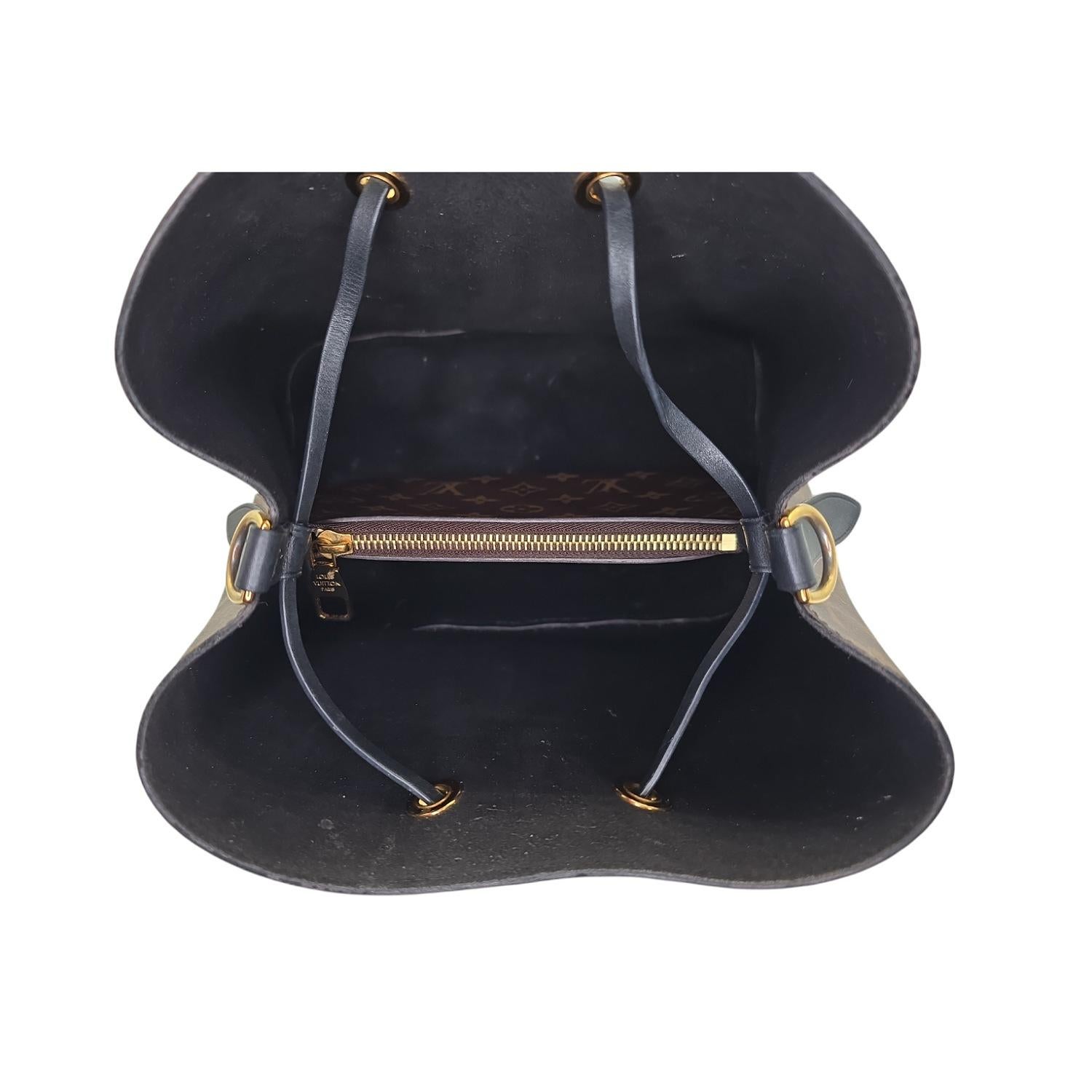Louis Vuitton 2017 Monogram Canvas NeoNoe MM Bucket 2