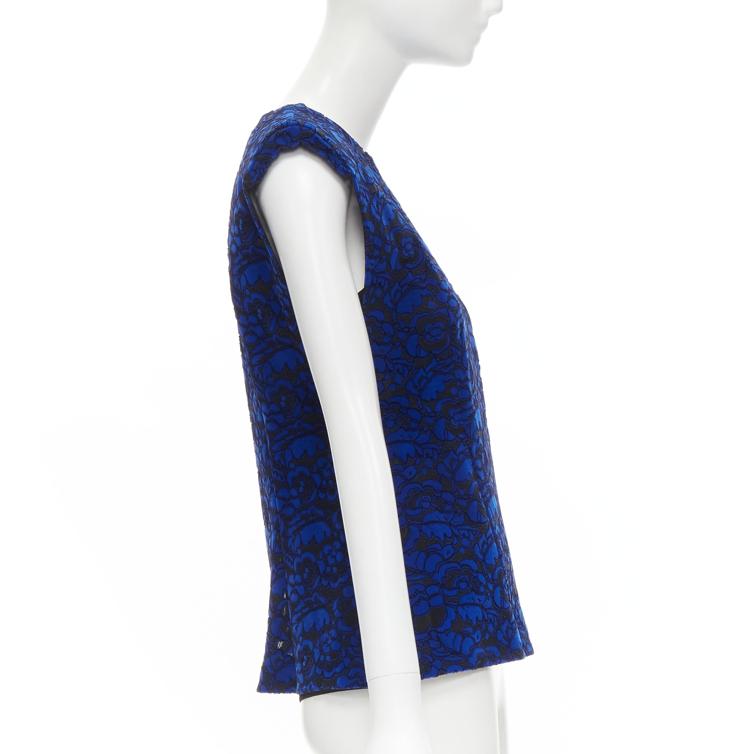 LOUIS VUITTON 2017 Runway cobalt blue floral velvet effect lace  shoulder padded In New Condition For Sale In Hong Kong, NT