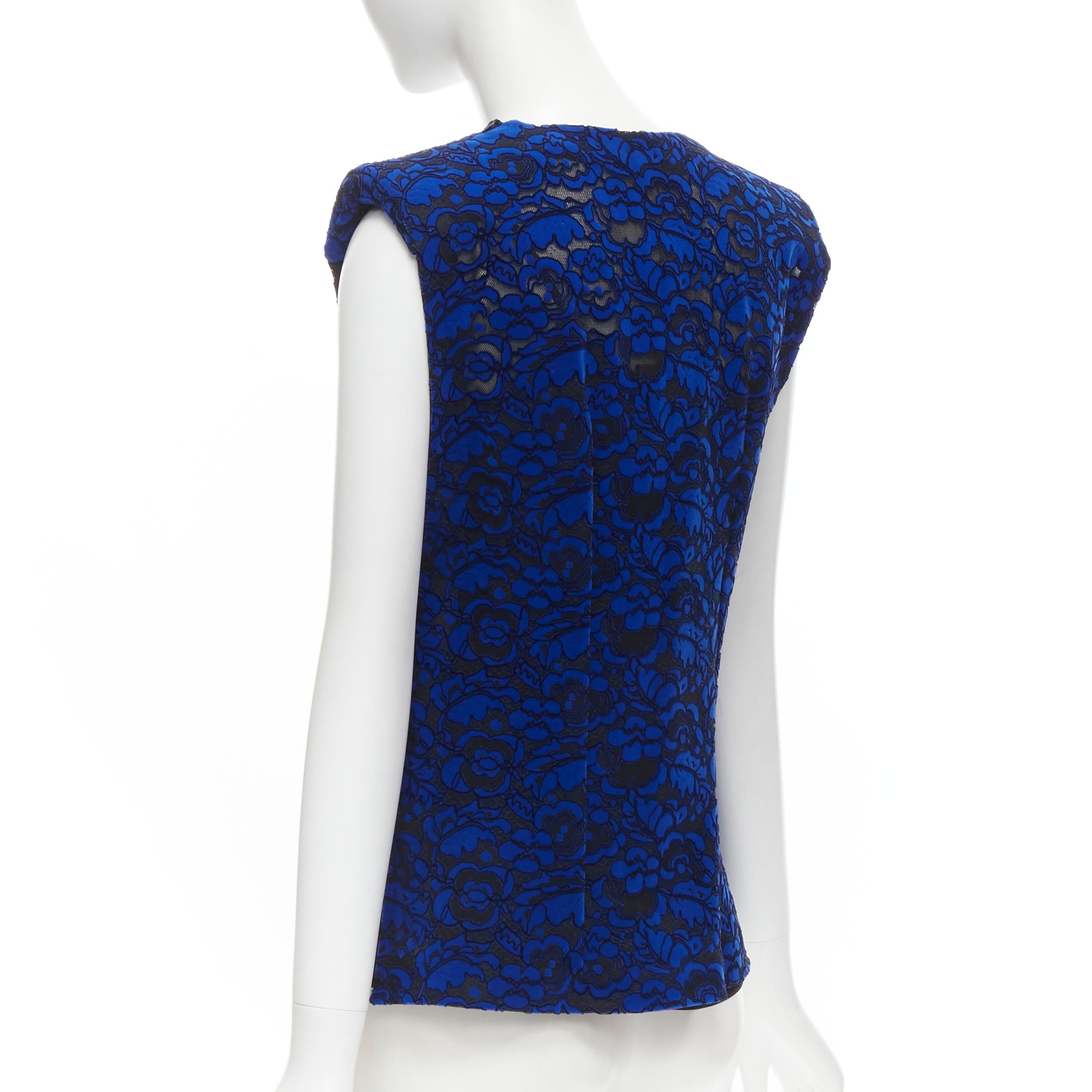 LOUIS VUITTON 2017 Runway cobalt blue floral velvet effect lace  shoulder padded For Sale 1