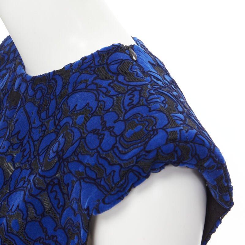 LOUIS VUITTON 2017 Pasarela azul cobalto floral efecto terciopelo chaleco de encaje FR36 XS en venta 2