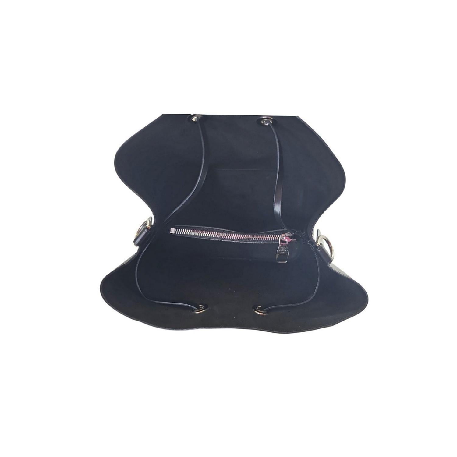 Louis Vuitton 2018 Secchiello EPI NeoNoe MM Nero in vendita 1