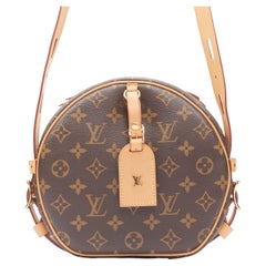 LOUIS VUITTON 2018 Boite Chapeau MM brown coated canvas rounded top crossbody 