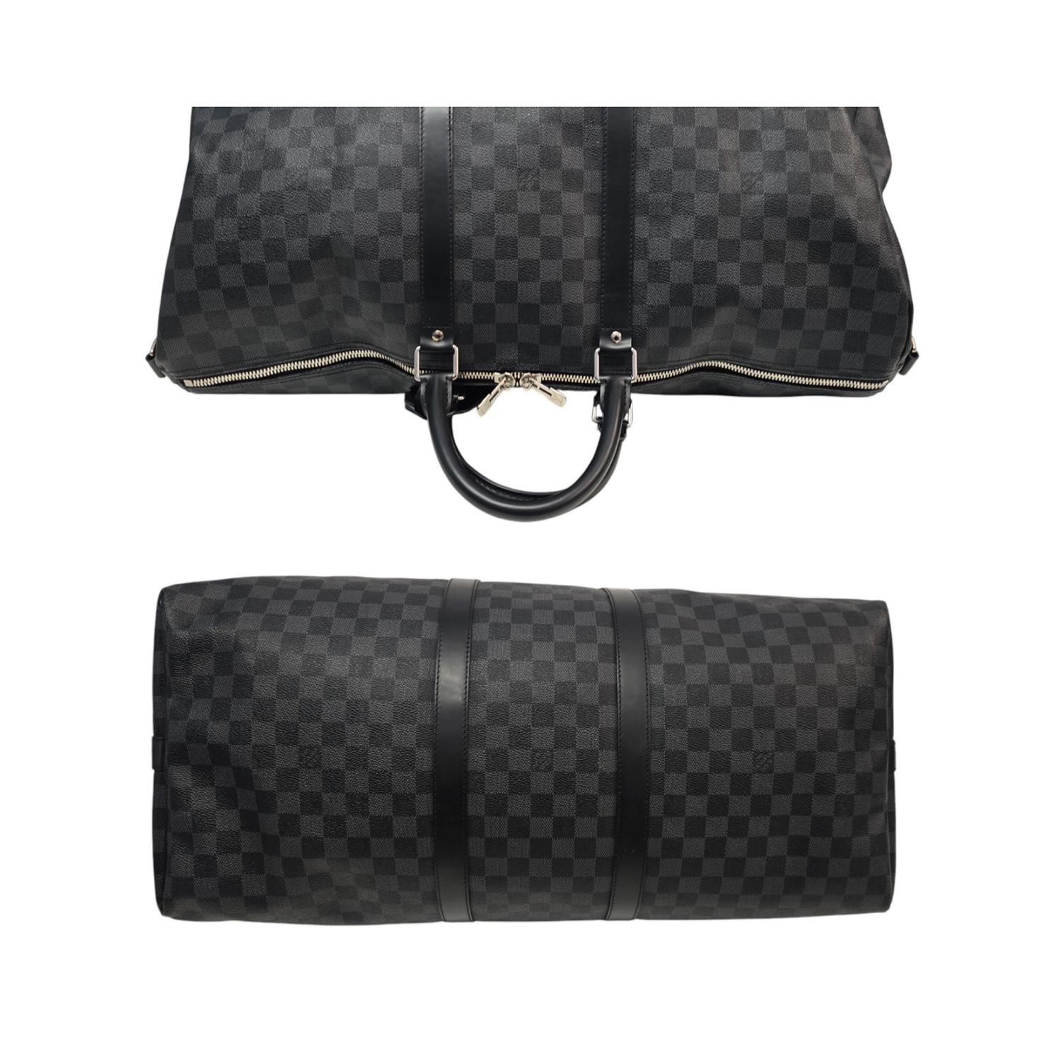 Louis Vuitton 2018 Damier Graphite Keepall 55 Bandouliere In Good Condition In Scottsdale, AZ