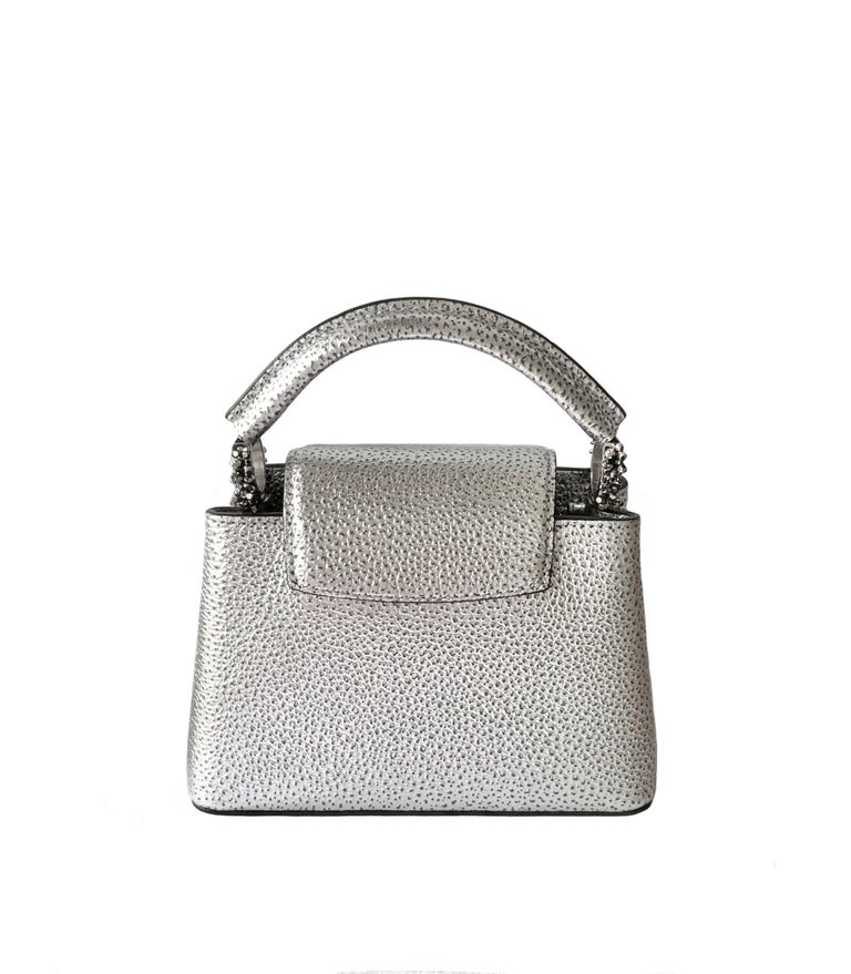 Louis Vuitton Capucines Handbag 373155