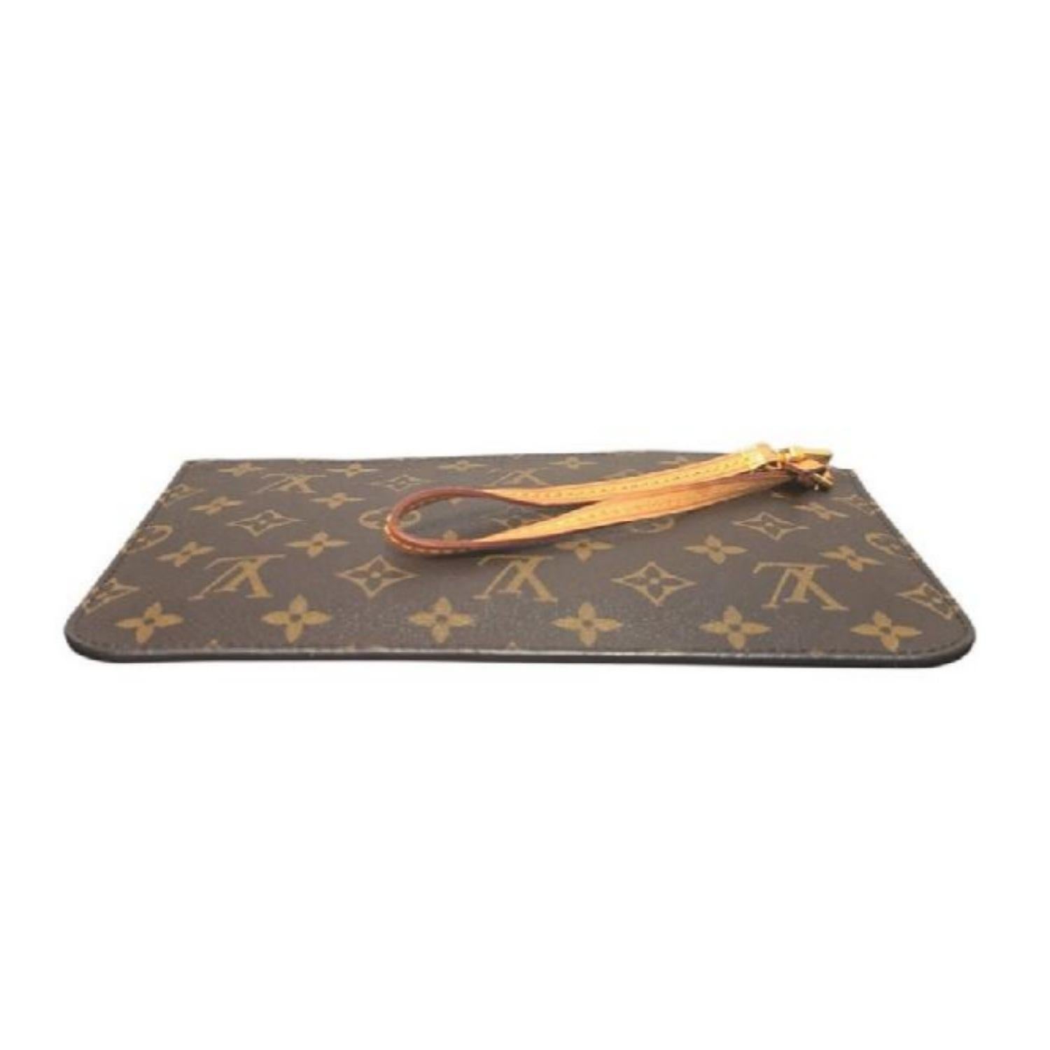Louis Vuitton 2018 Monogram Canvas Neverfull MM Pochette in vendita 3