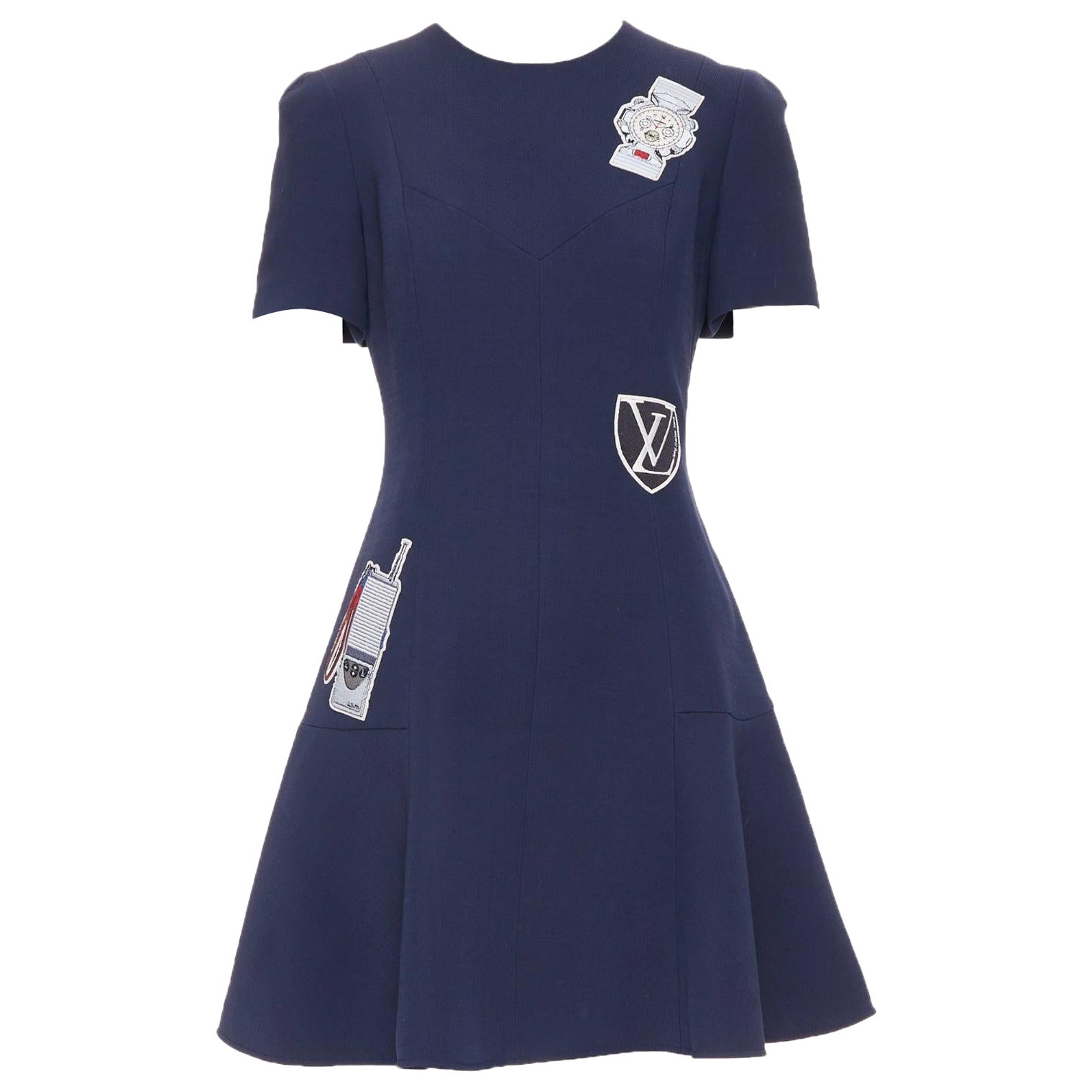 LOUIS VUITTON 2018 navyfarbene Wollseide LV besticktes gepatchtes Kleid FR38 M im Angebot