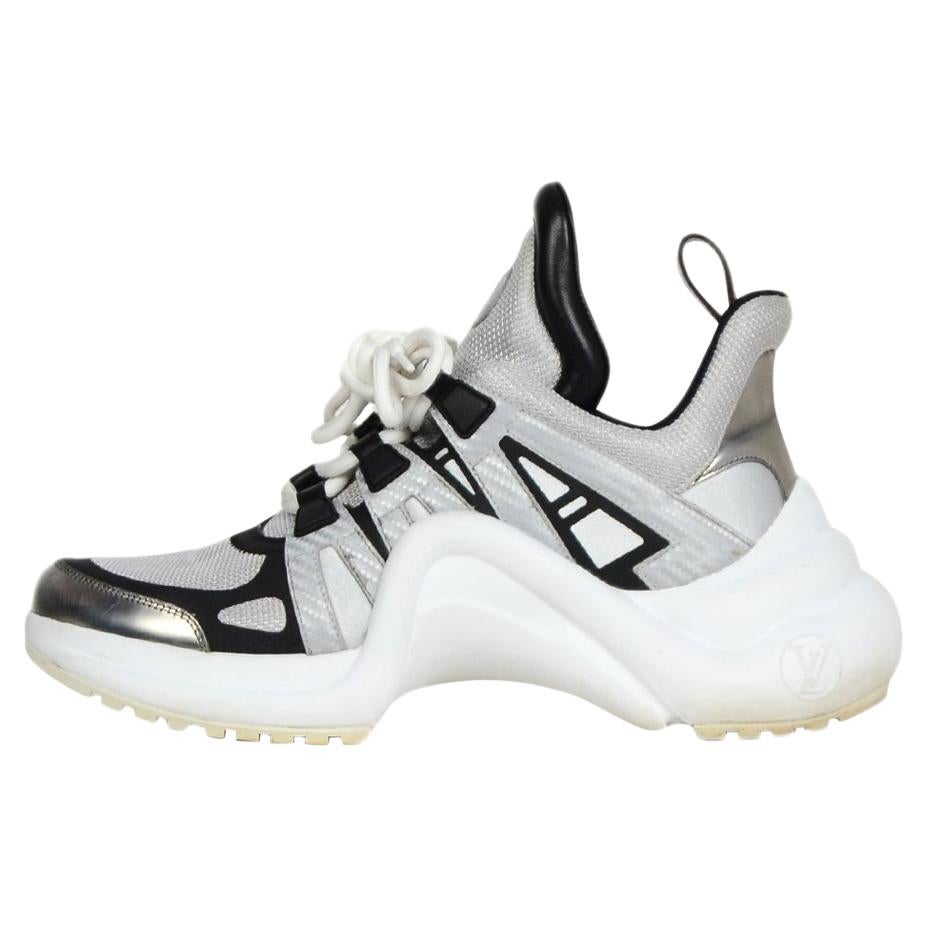 Louis Vuitton 2018 Silver/Black Archlight Reflective Sneakers sz 39 rt $1, 500