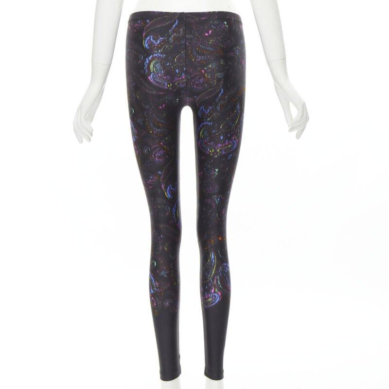 LOUIS VUITTON 2019 Schwarz-Blaues stretchiges Legging mit Paisleymuster FR34 XS selten im Angebot 1