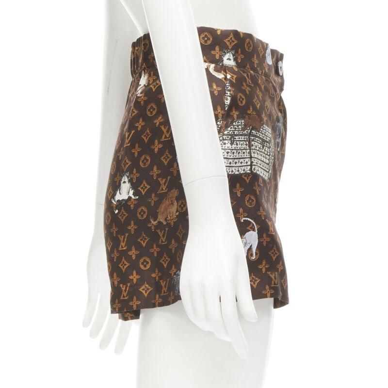 LOUIS VUITTON 2019 Catogram LV monogram print silk shorts FR34 XS In Excellent Condition In Hong Kong, NT