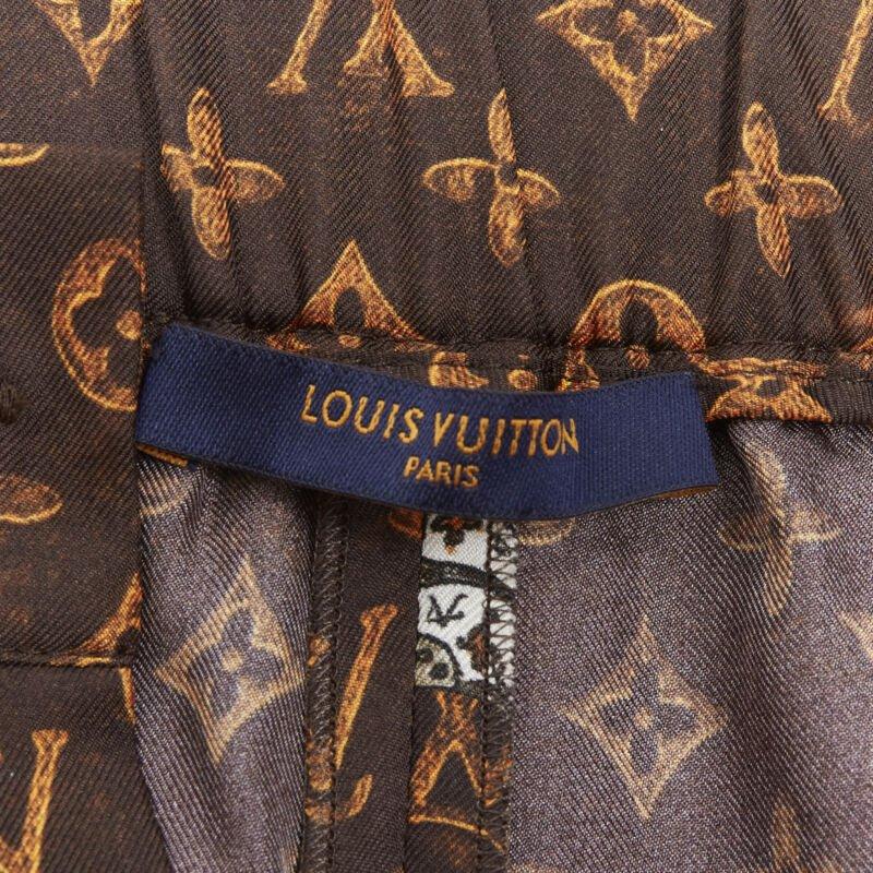 LOUIS VUITTON 2019 Catogram LV monogram print silk shorts FR34 XS 4