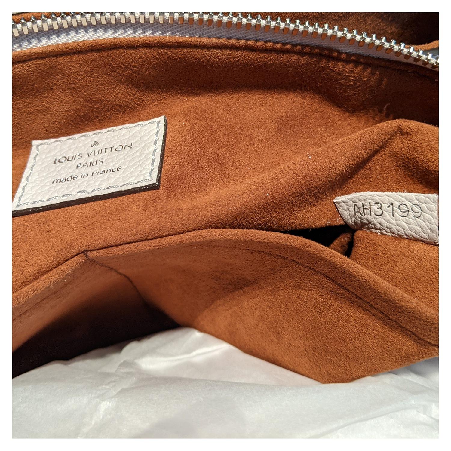 Women's Louis Vuitton 2019 Mahina Haumea Shoulder Bag