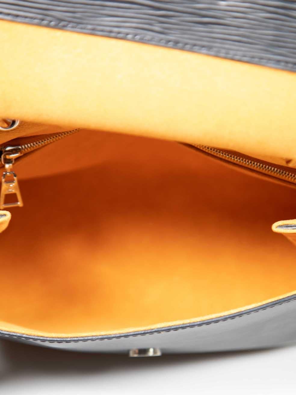  Louis Vuitton 2020 Sac Grenelle PM en cuir épi noir Pour femmes 