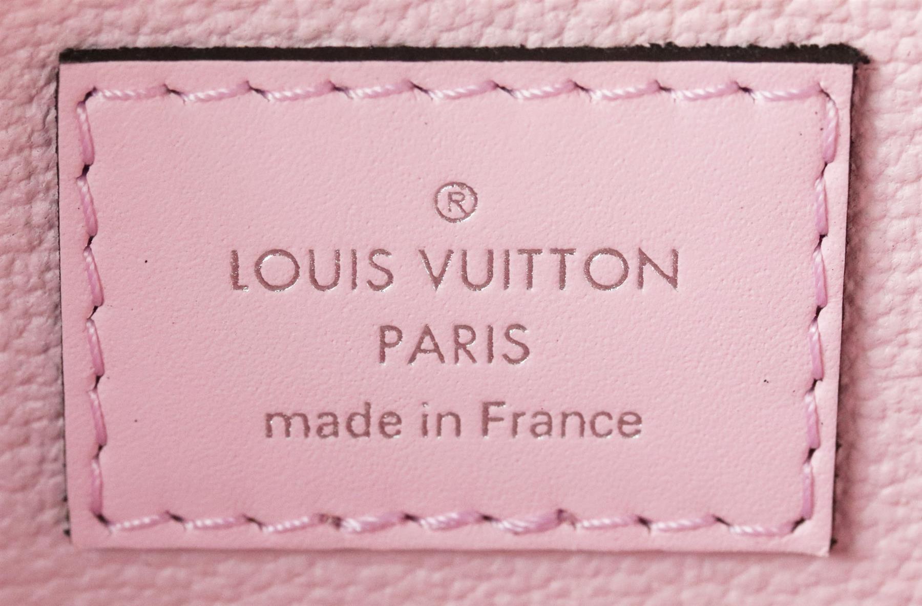 louis vuitton escale wallet